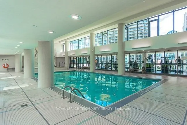 215 FORT YORK Boulevard, #315
