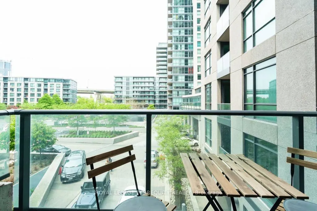 215 FORT YORK Boulevard, #315
