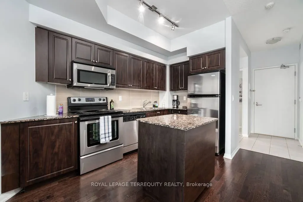 215 FORT YORK Boulevard, #315
