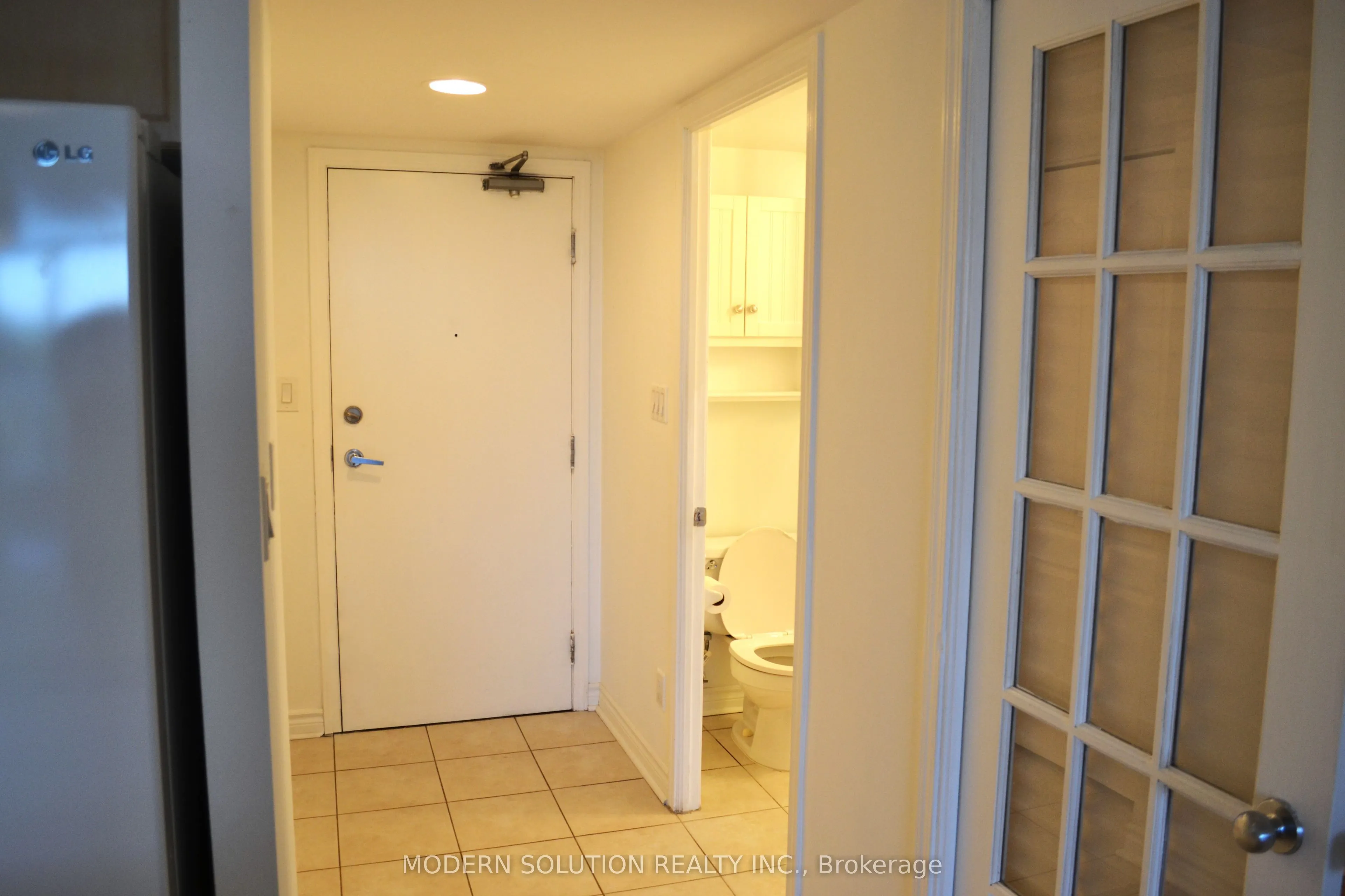 1 Rean Drive, #610
