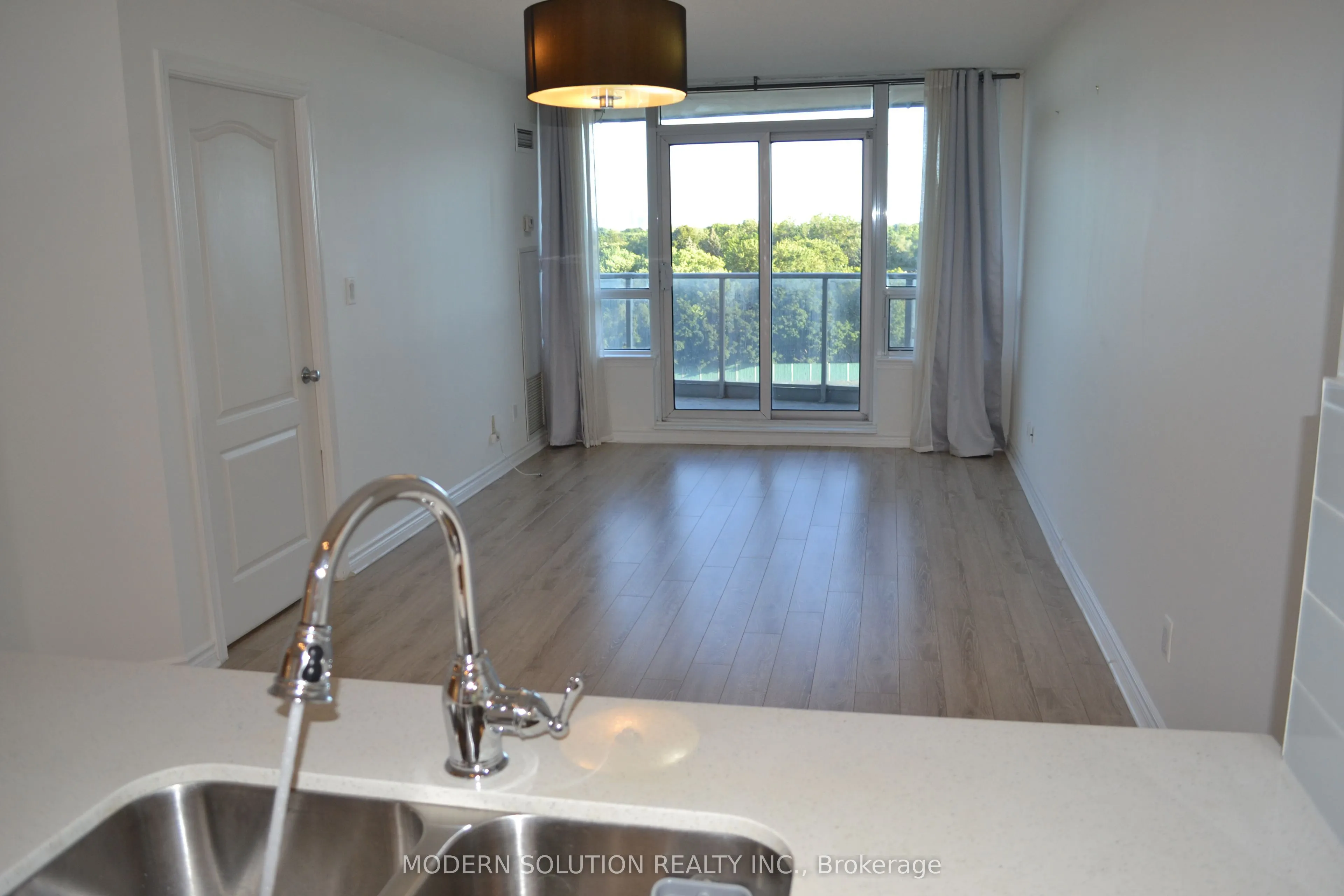 1 Rean Drive, #610