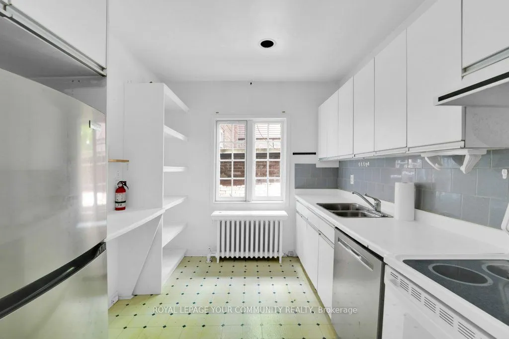 390 Davenport Road