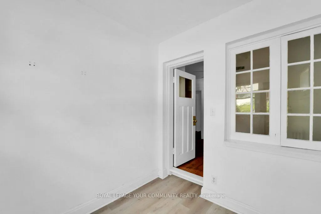 390 Davenport Road