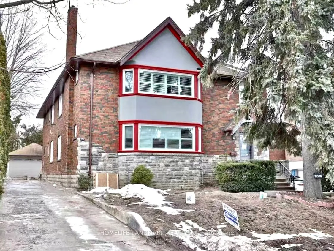 62 Elmsthorpe Avenue, #Main Floor