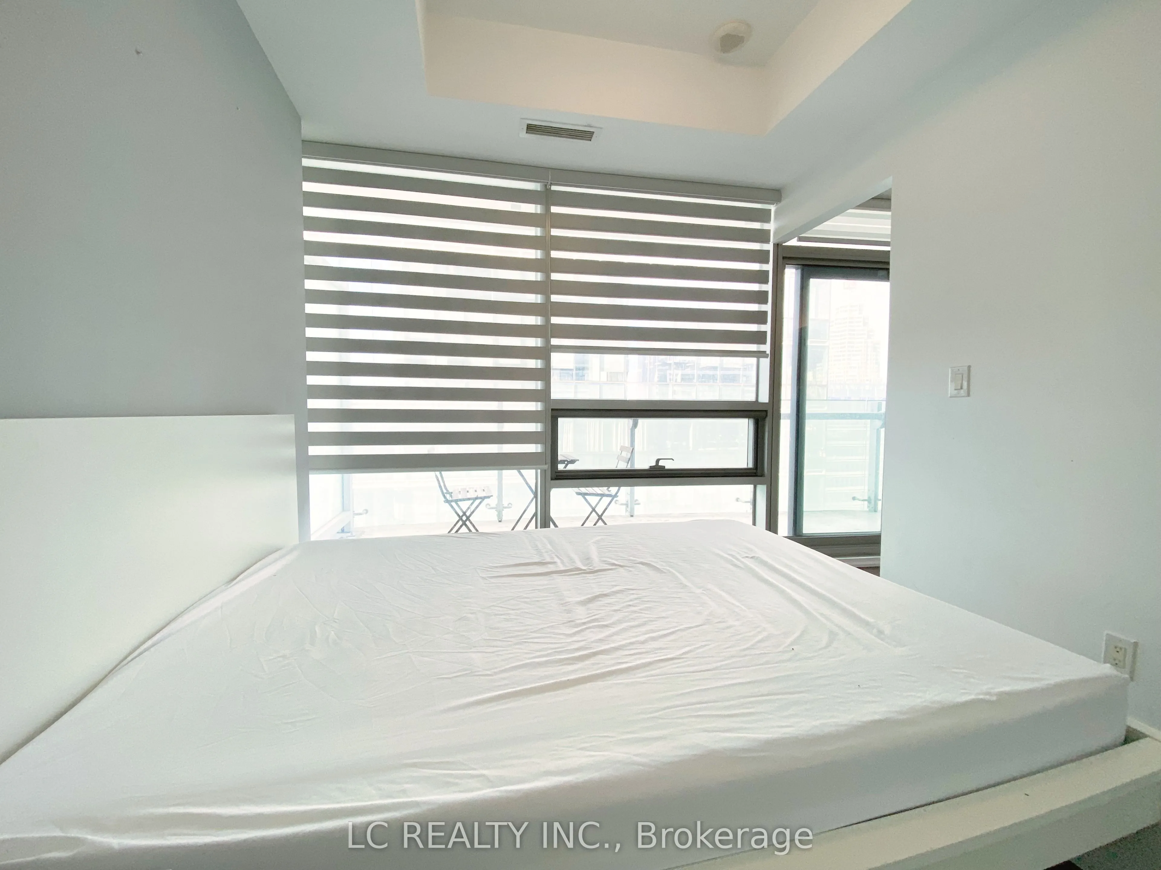 14 York Street, #3909