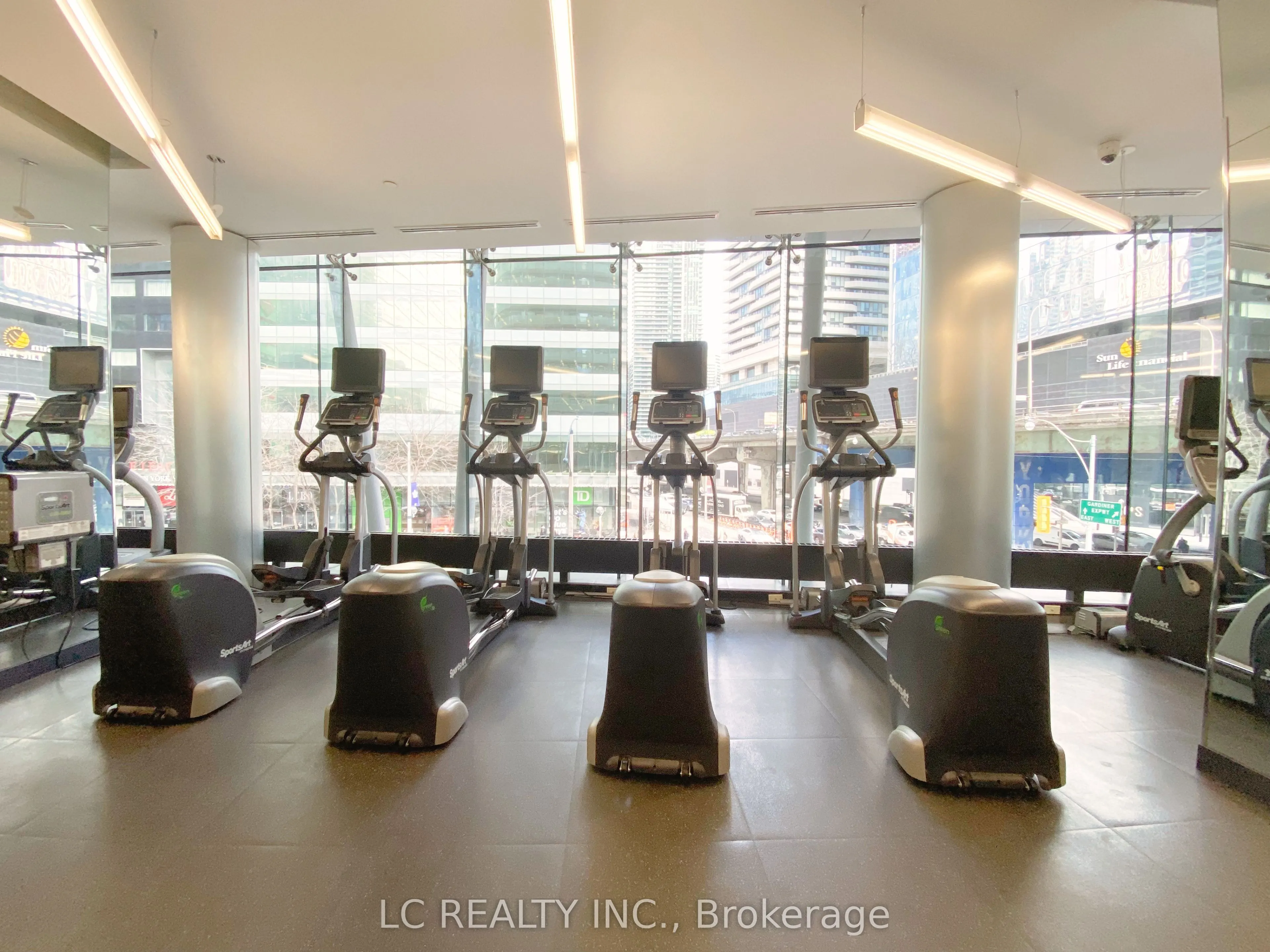 14 York Street, #3909