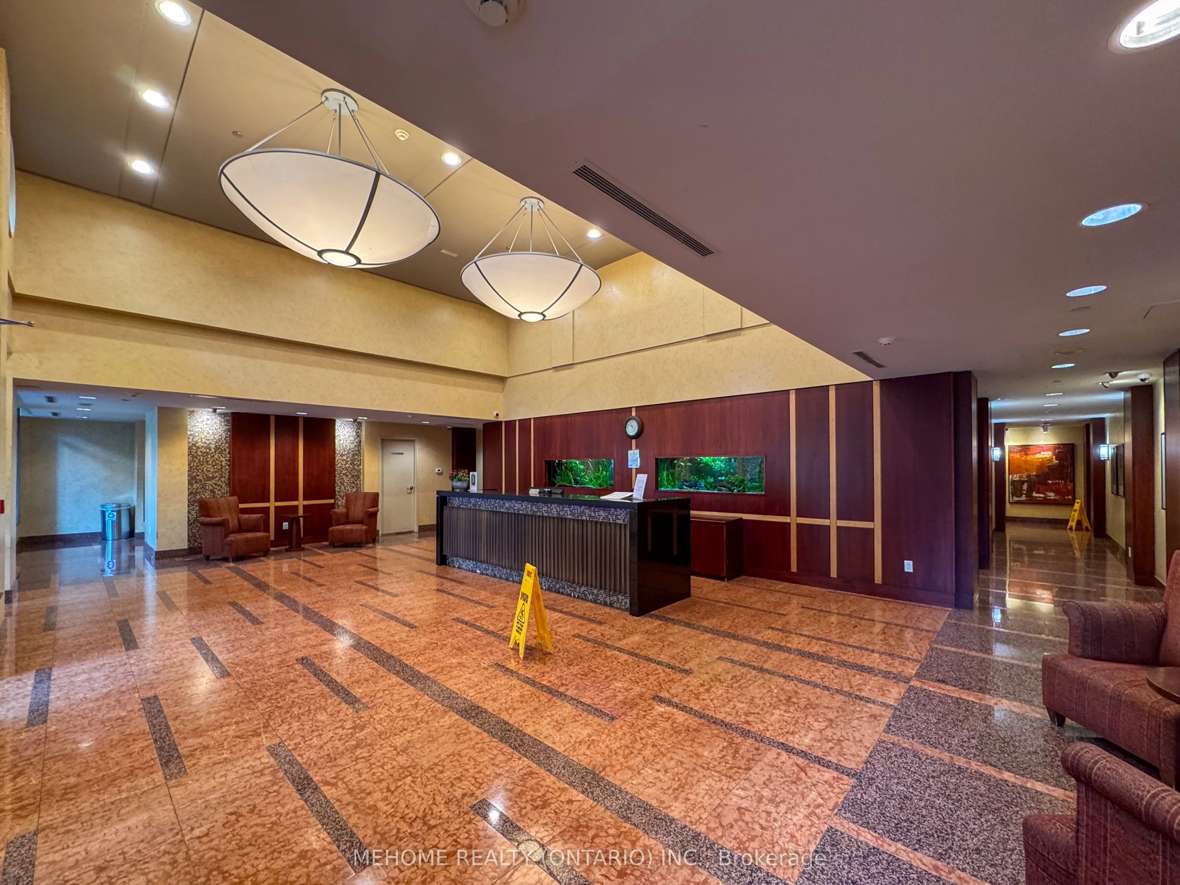 21 Hillcrest Avenue, #1804