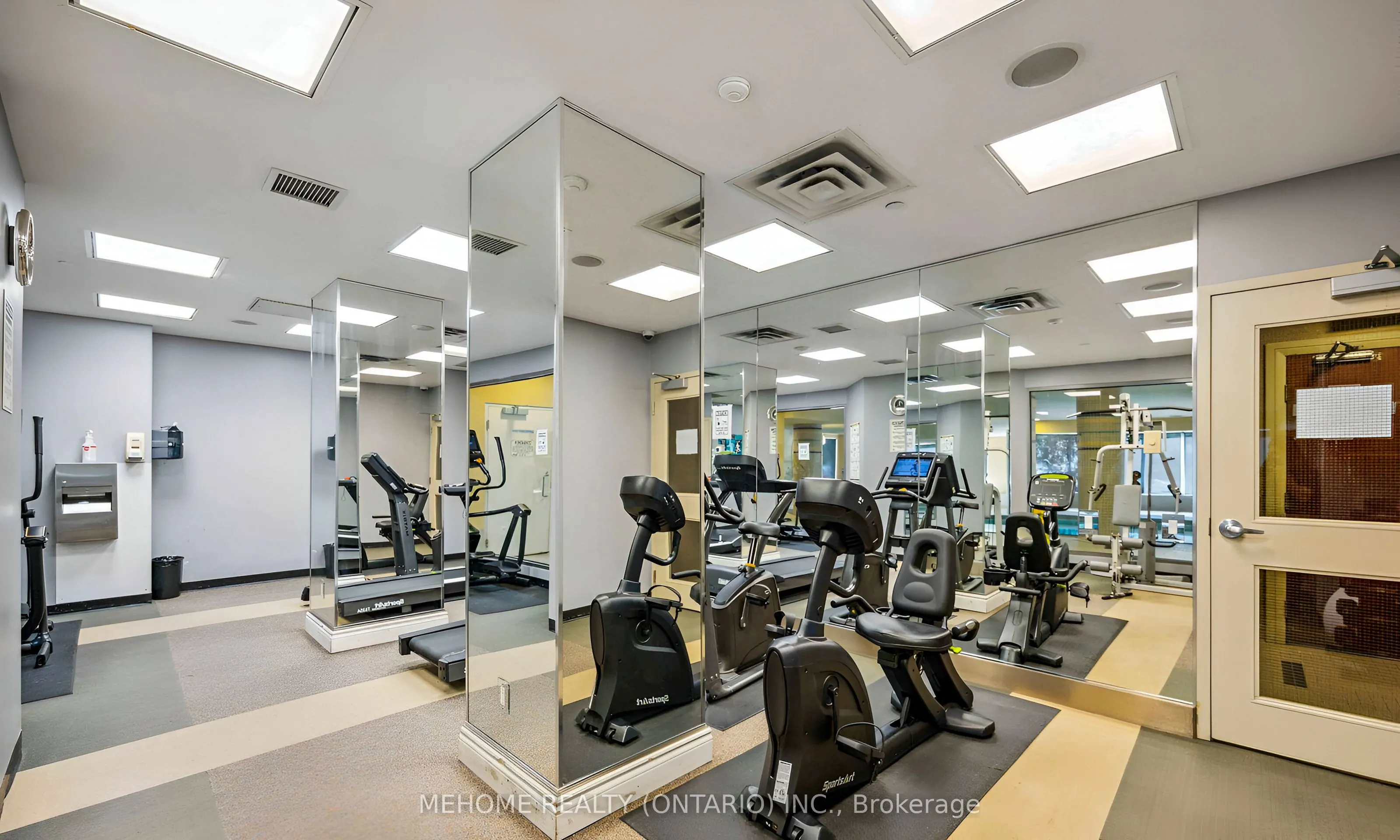 21 Hillcrest Avenue, #1804