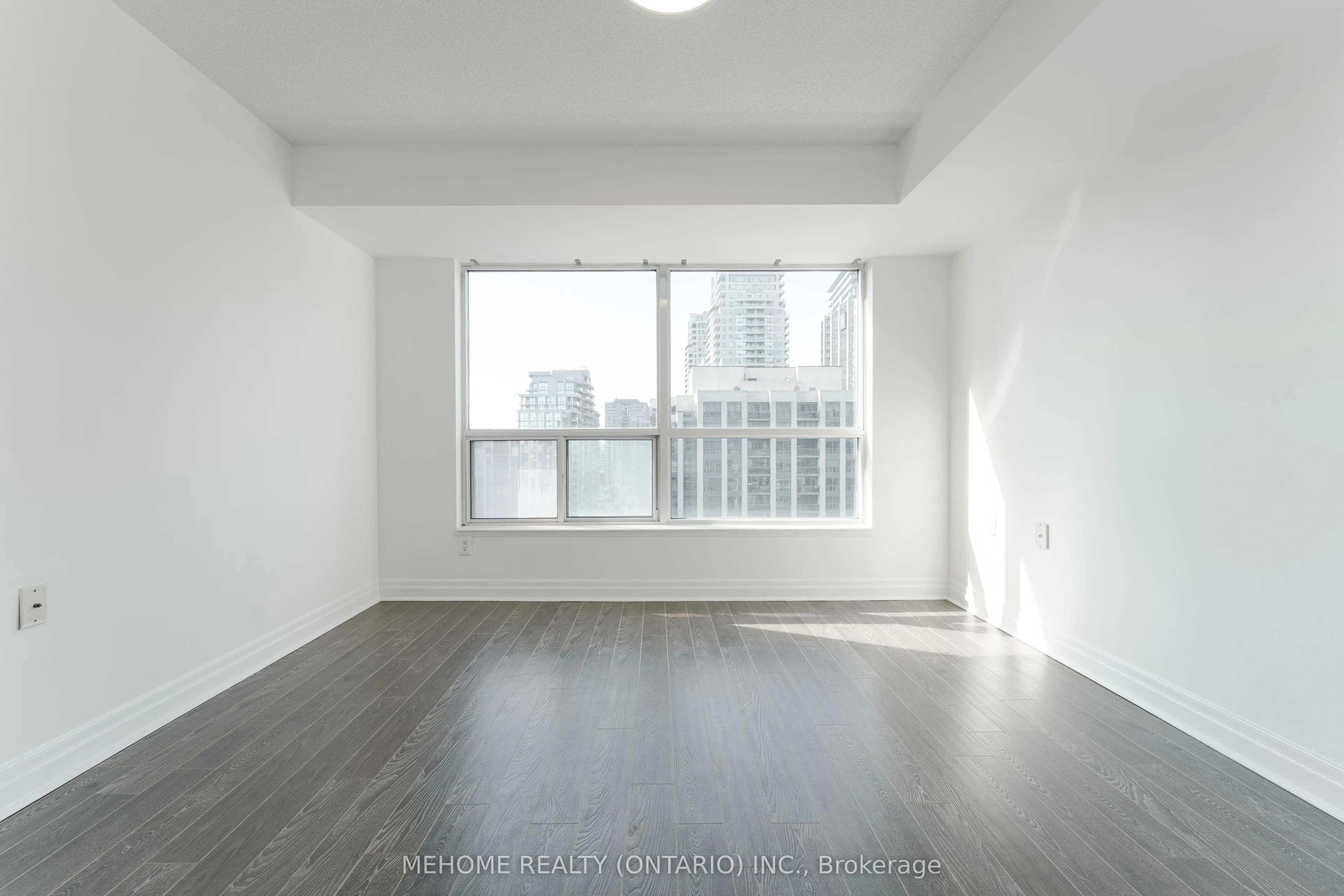21 Hillcrest Avenue, #1804