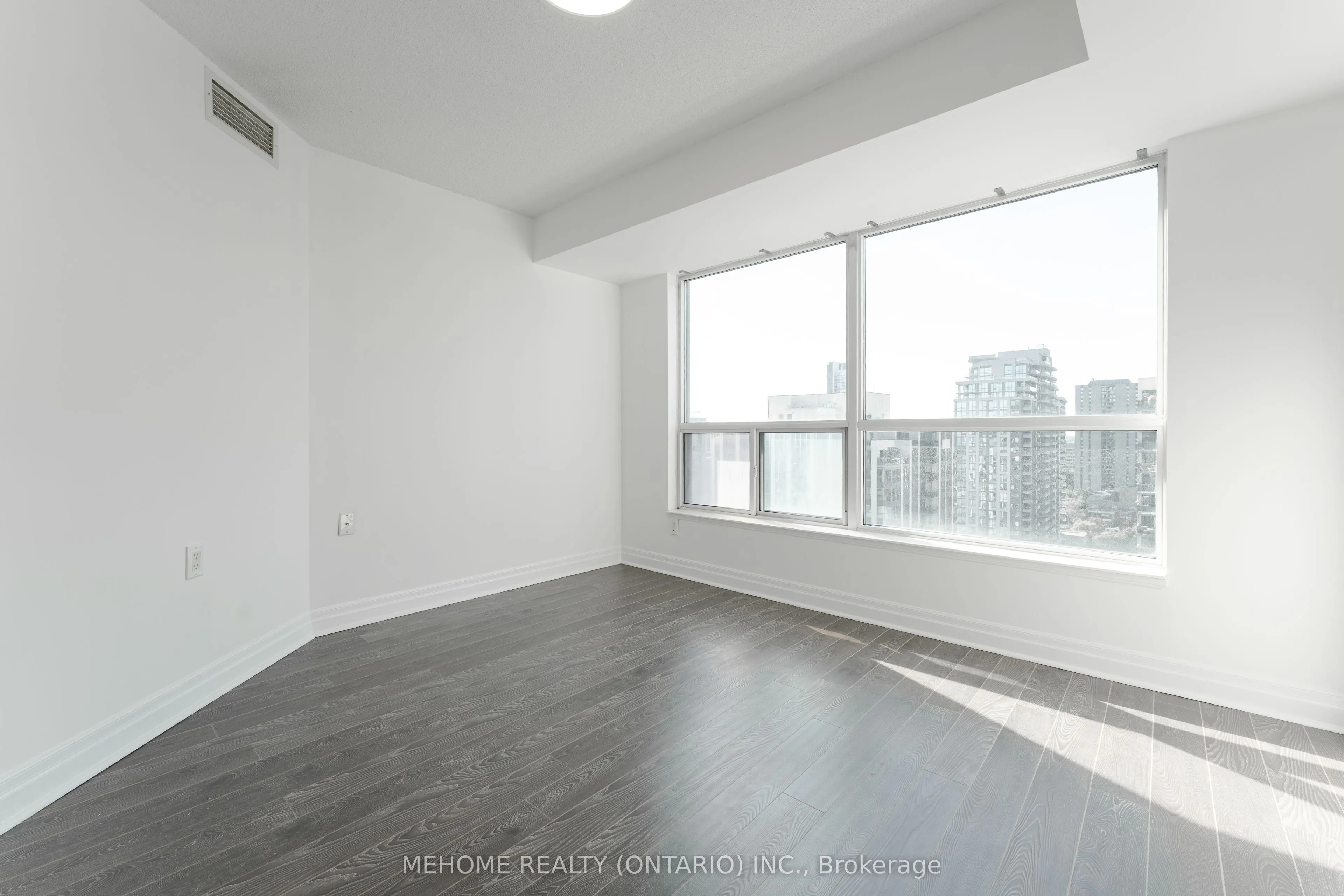 21 Hillcrest Avenue, #1804