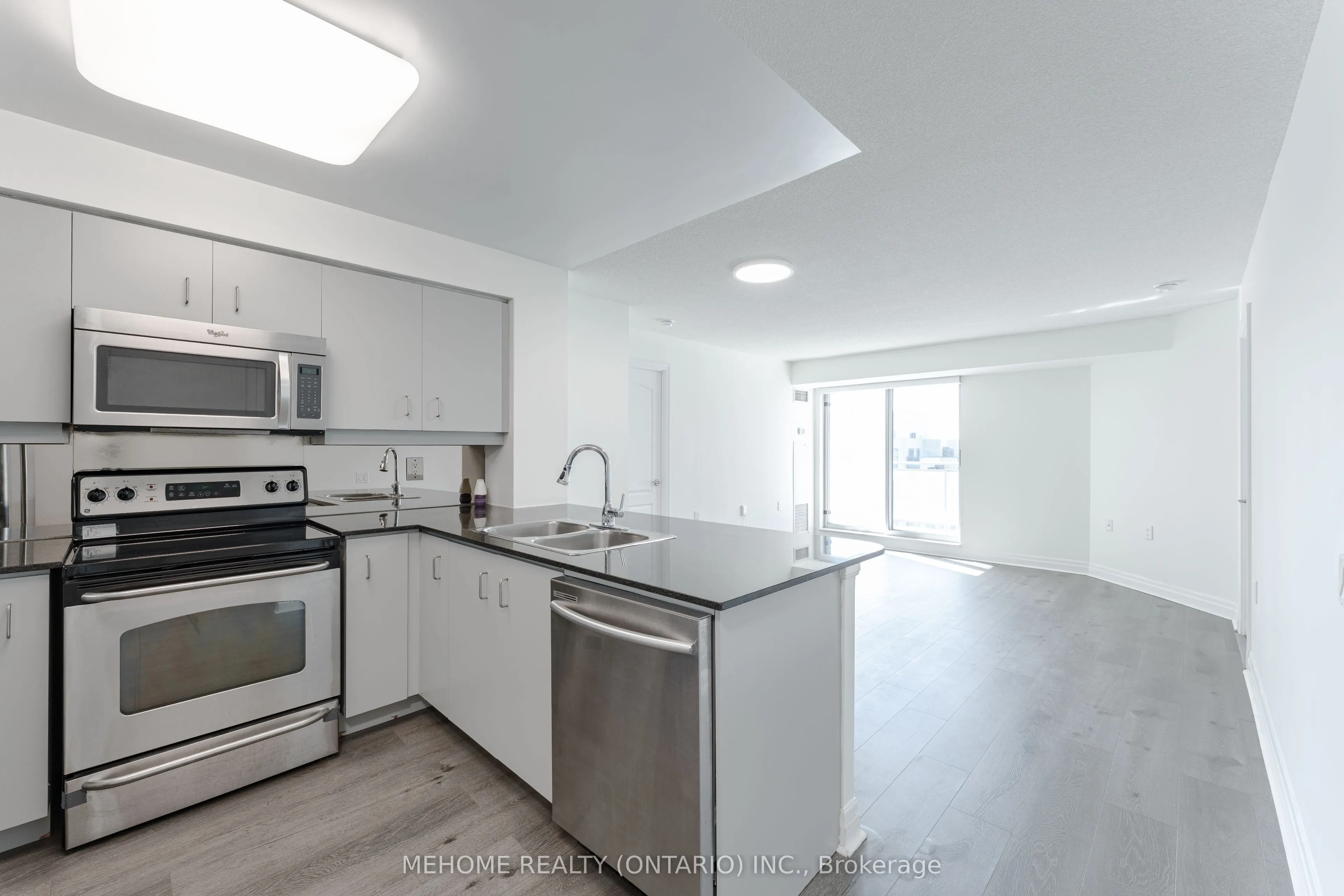 21 Hillcrest Avenue, #1804