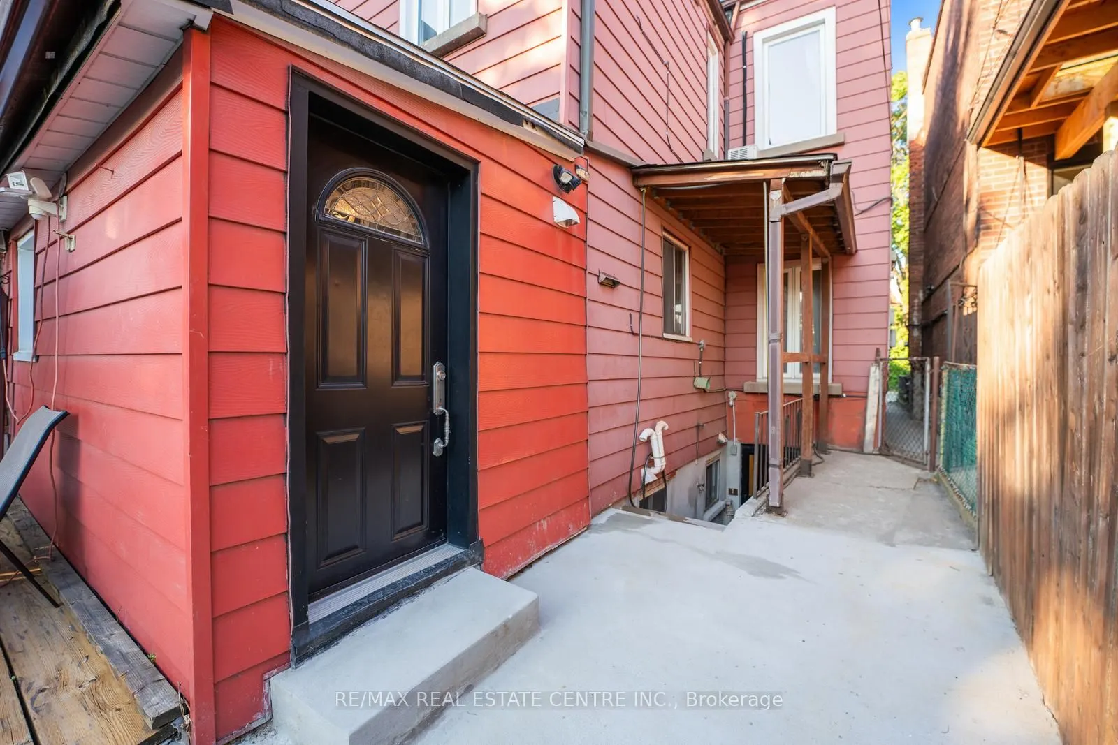 270 Clinton Street