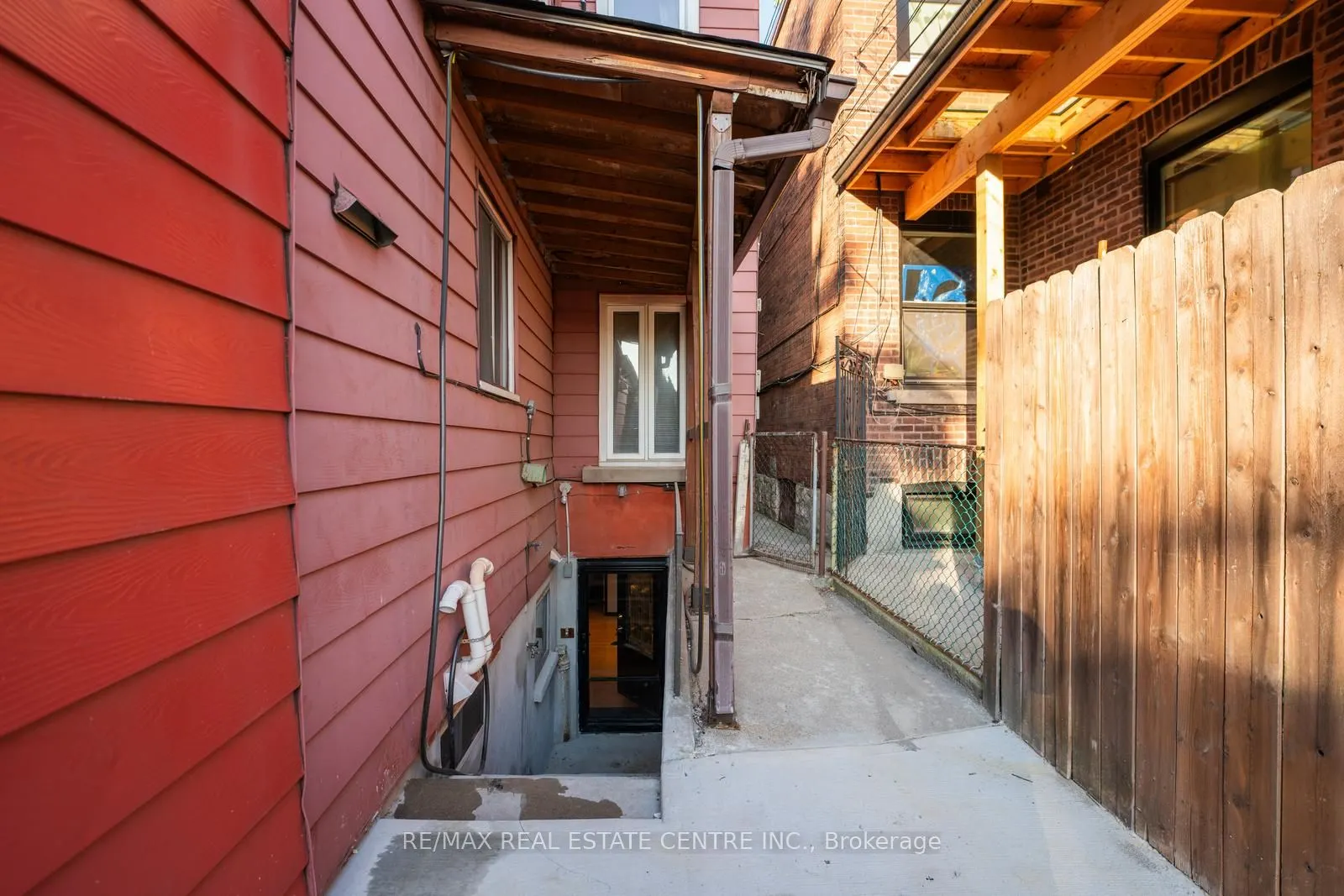 270 Clinton Street