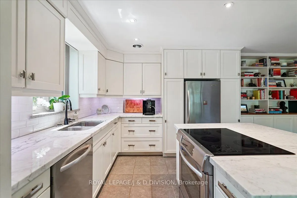149 South Drive, #203
