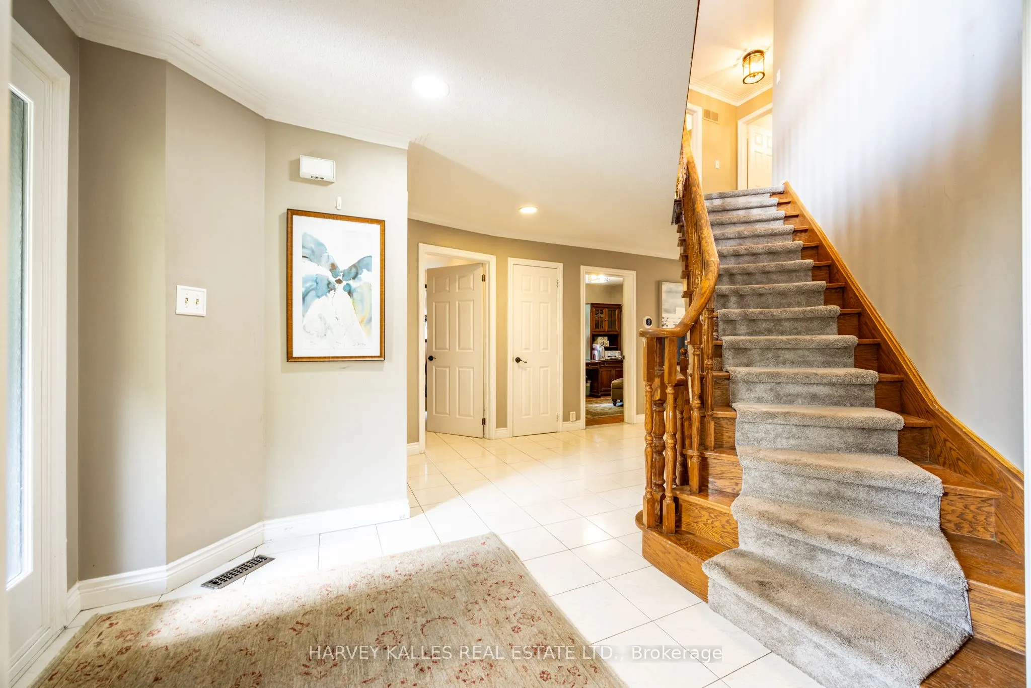 315 Yonge Boulevard