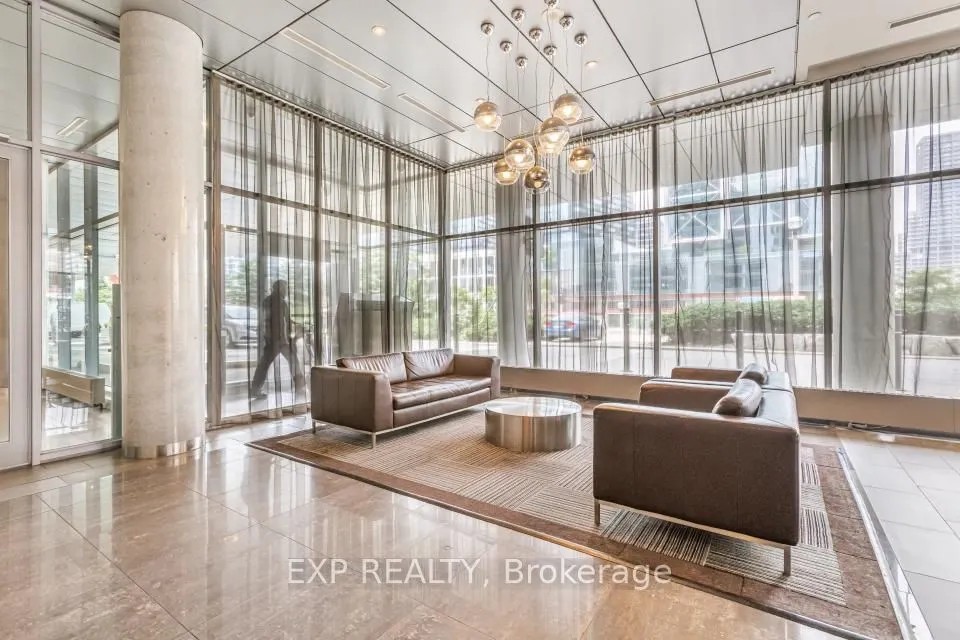 4K Spadina Avenue, #722
