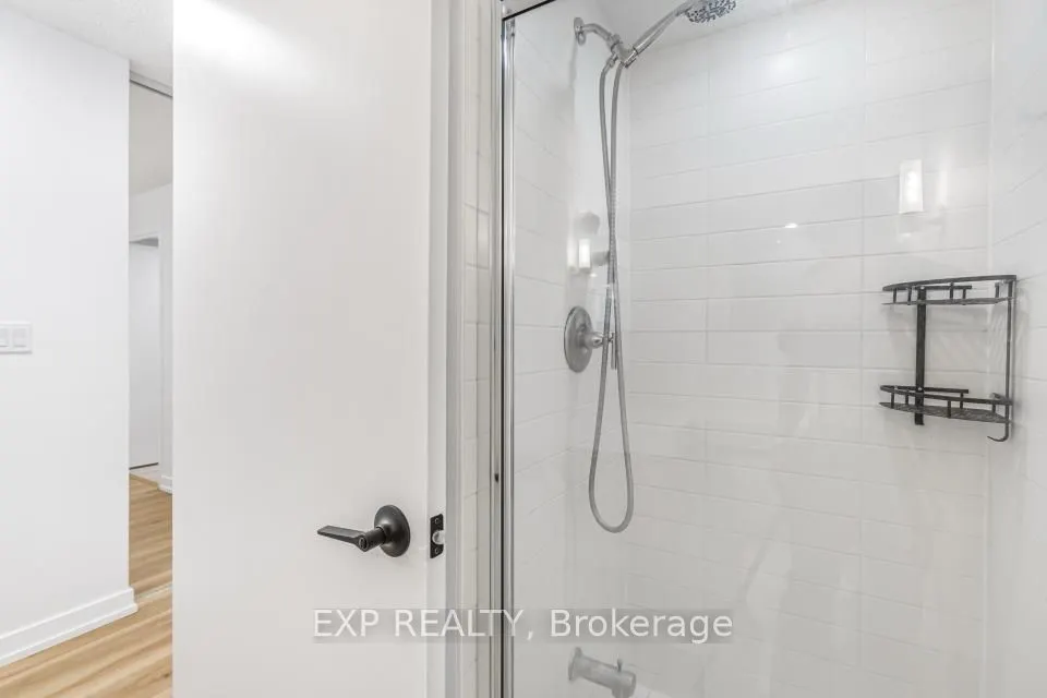 4K Spadina Avenue, #722