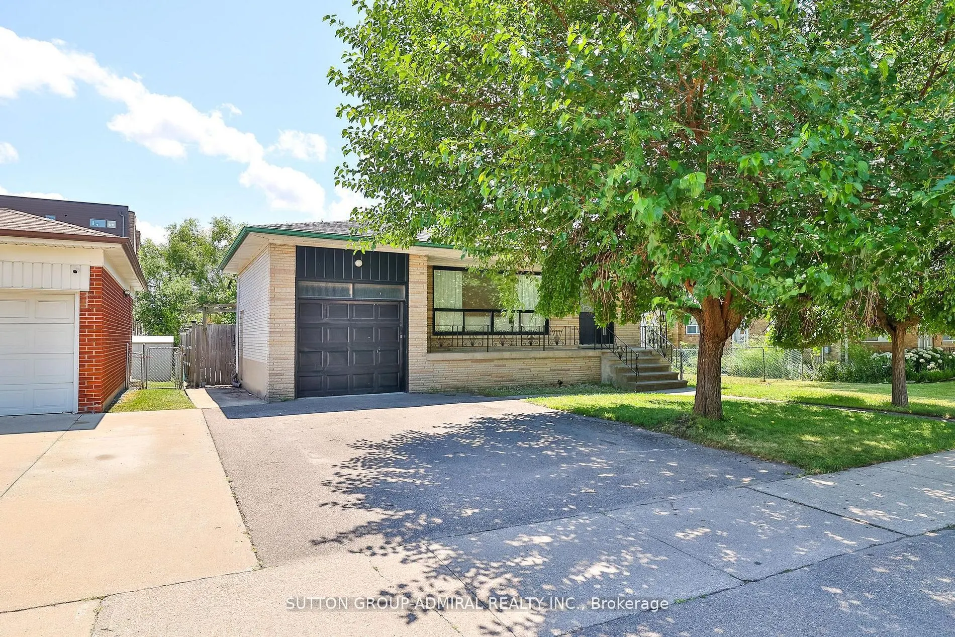 161 Ranee Avenue
