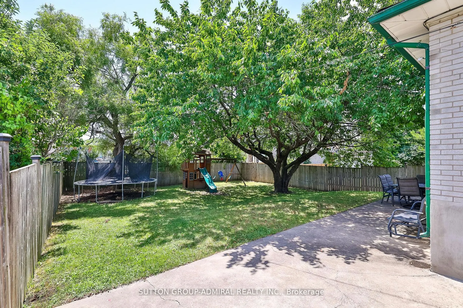 161 Ranee Avenue