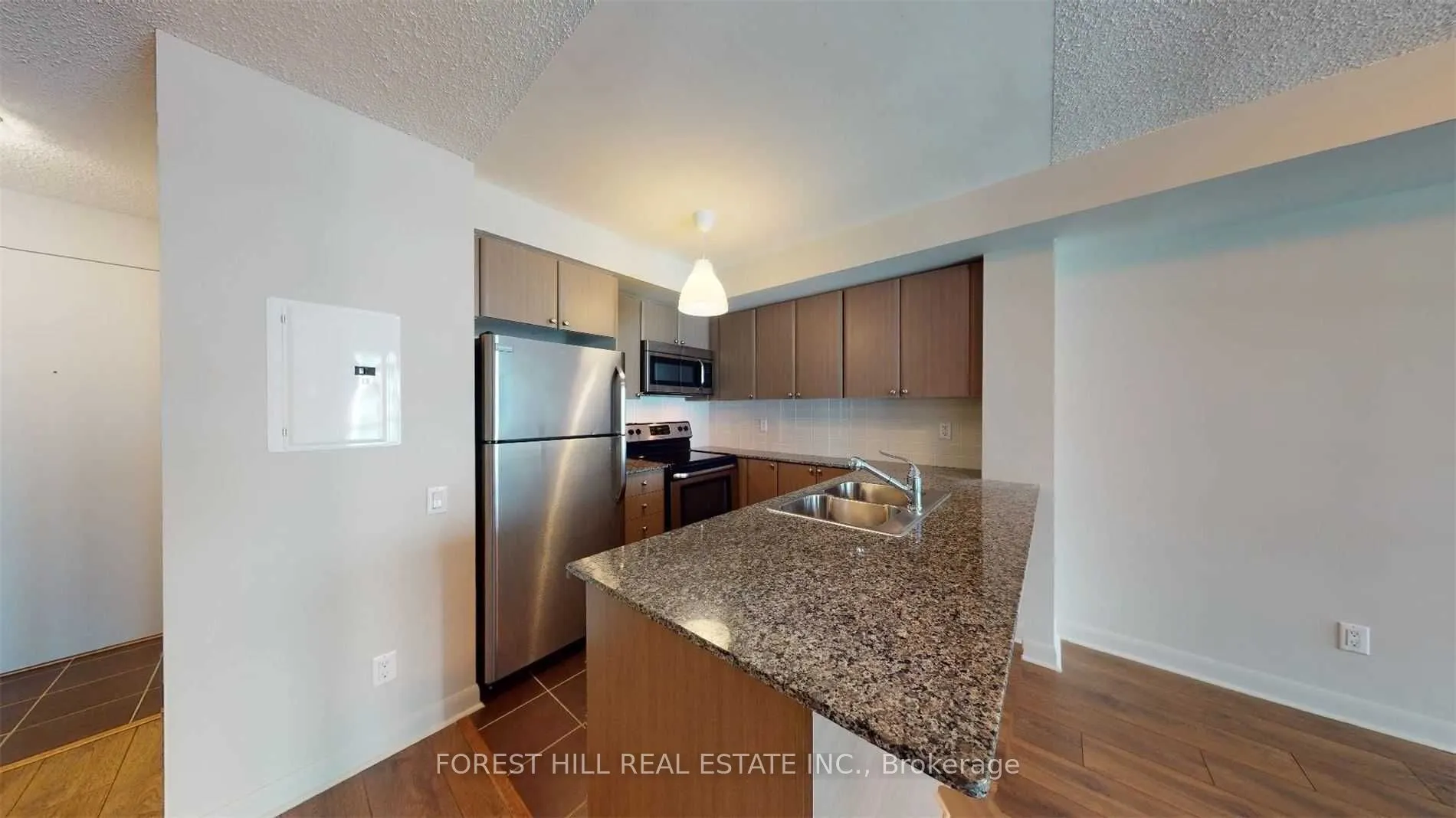 525 Wilson Avenue, #506