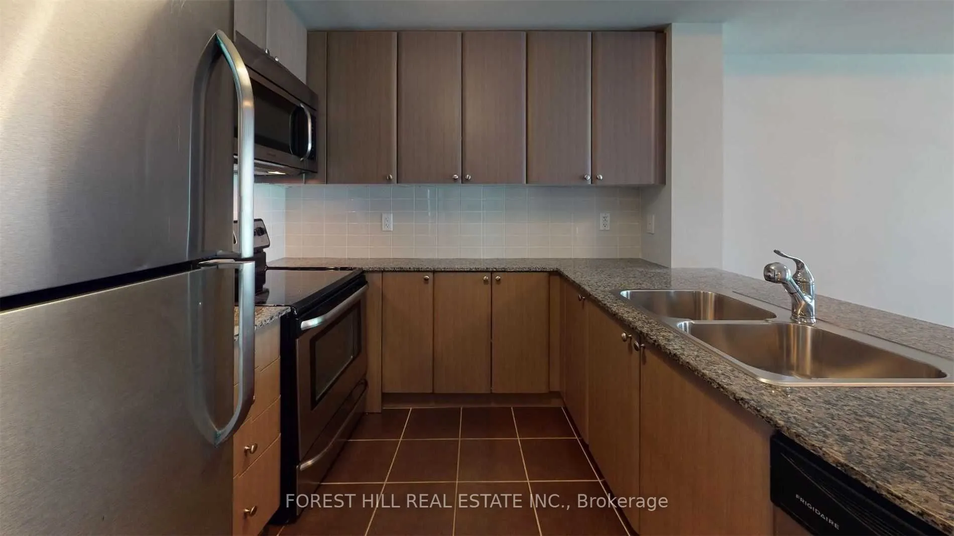 525 Wilson Avenue, #506