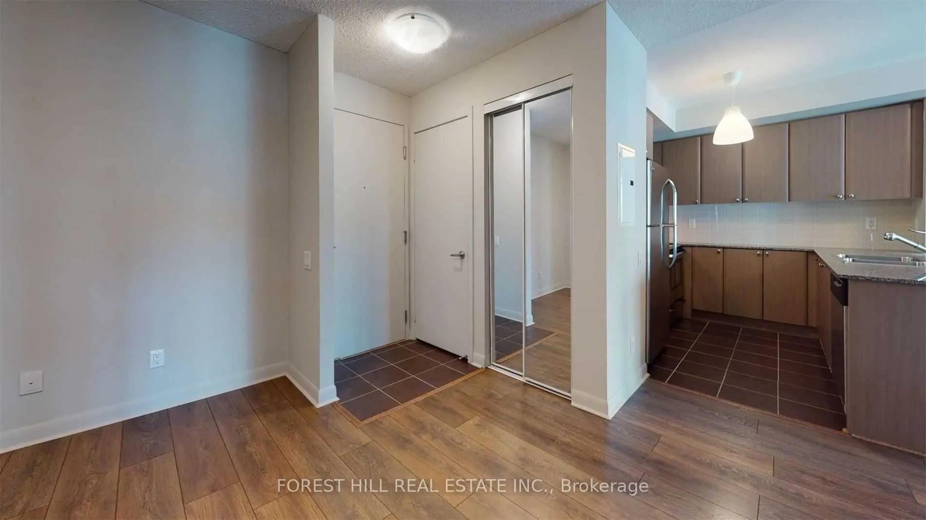 525 Wilson Avenue, #506