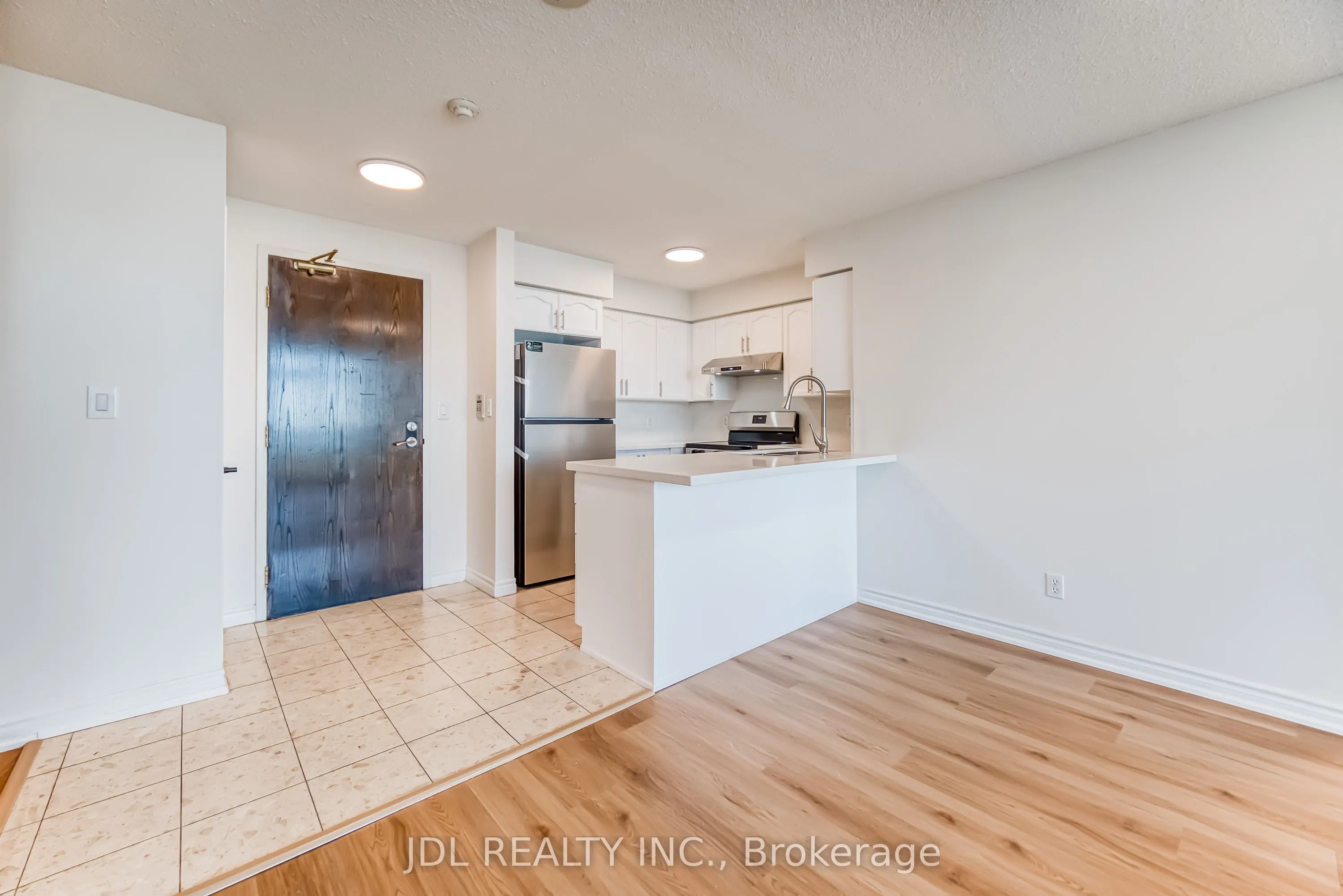 18 Spring Garden Avenue, #3706