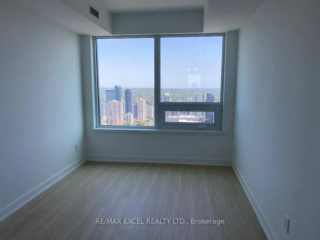 8 Wellesley Street W, #5508