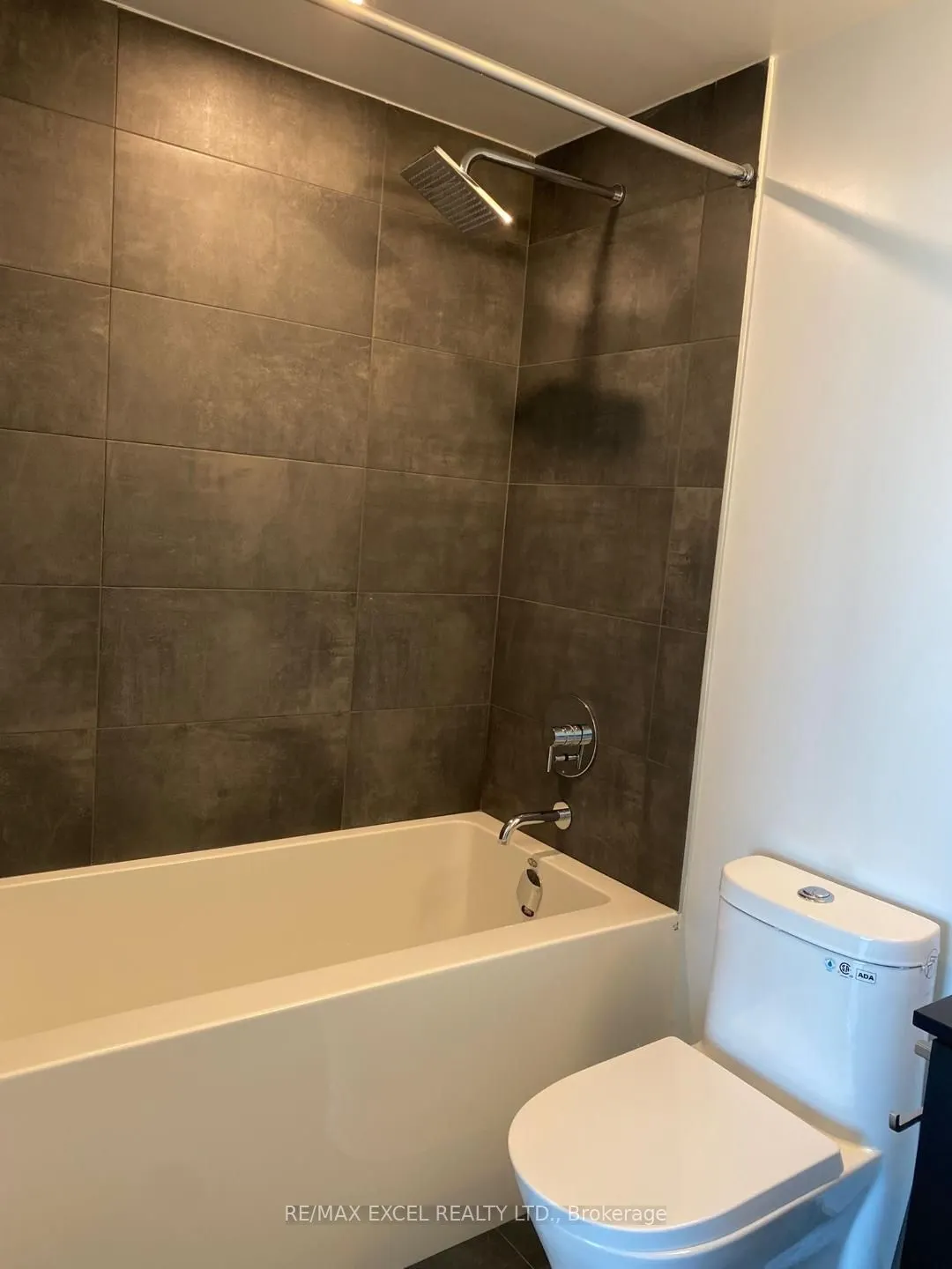 8 Wellesley Street W, #5508