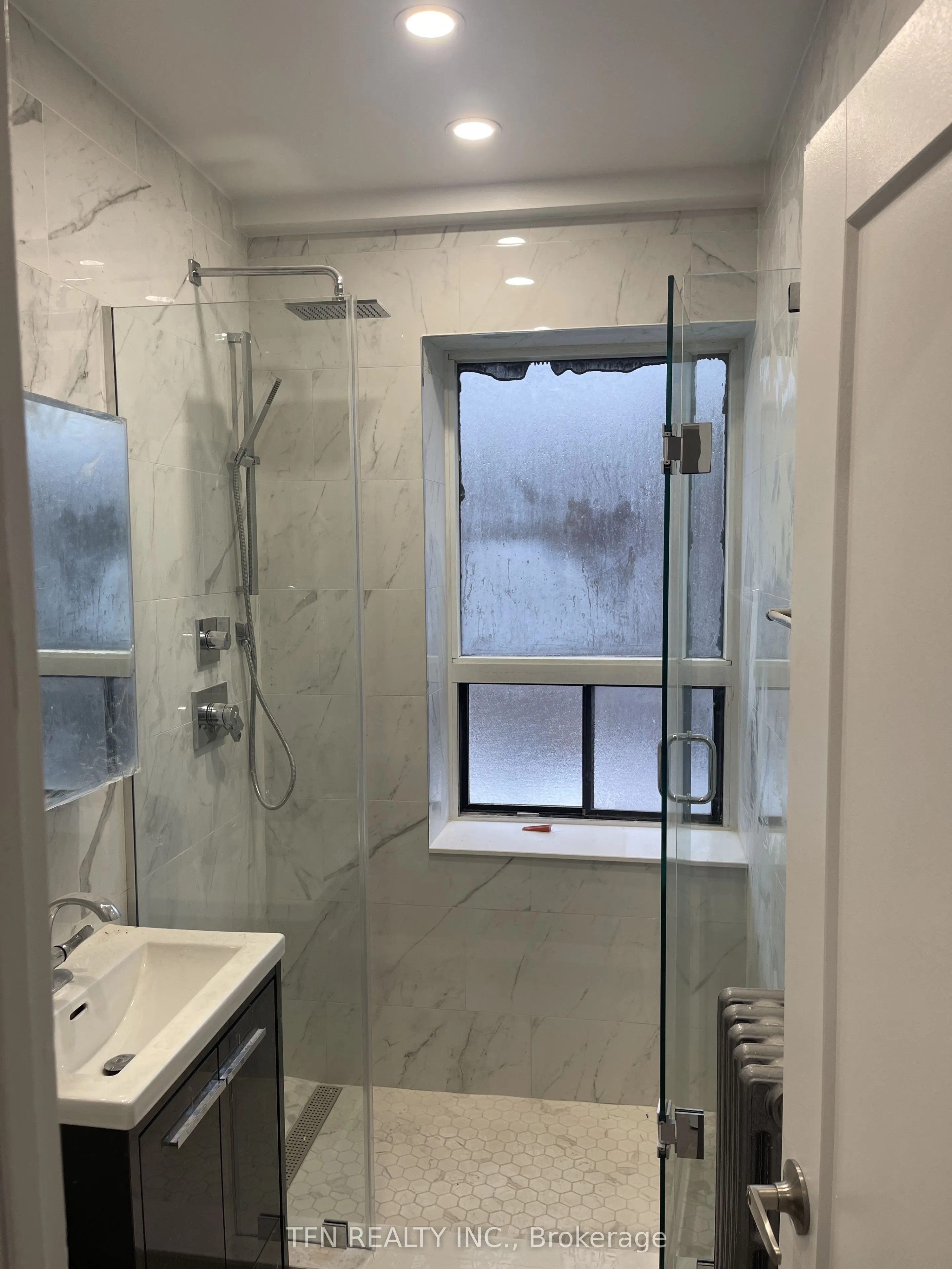 24 Shallmar Boulevard, #311