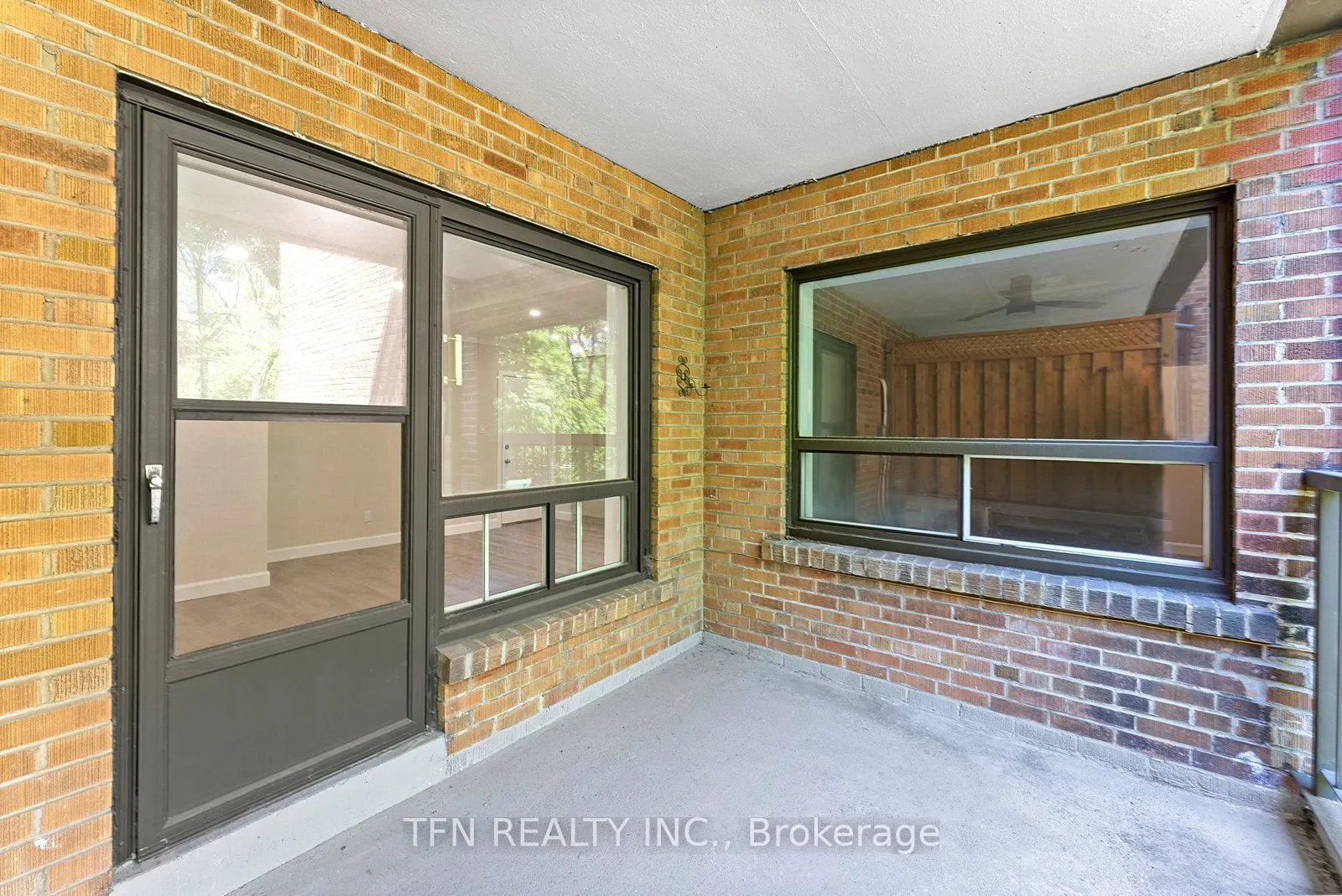 24 Shallmar Boulevard, #311