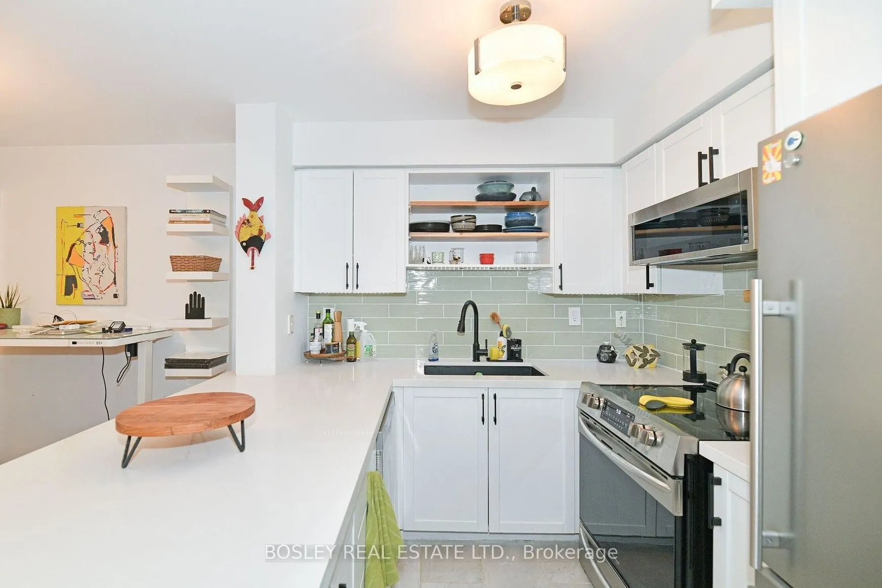 18 Stafford Street, #310