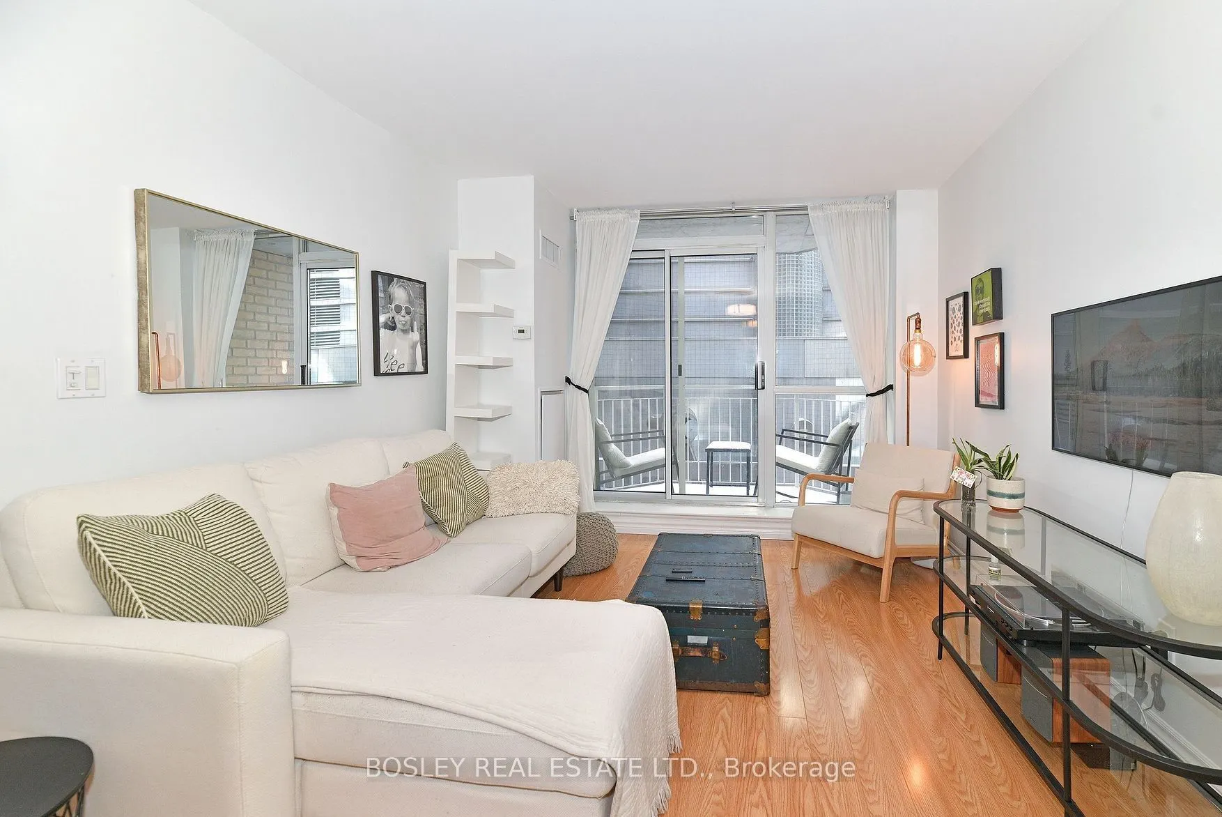 18 Stafford Street, #310