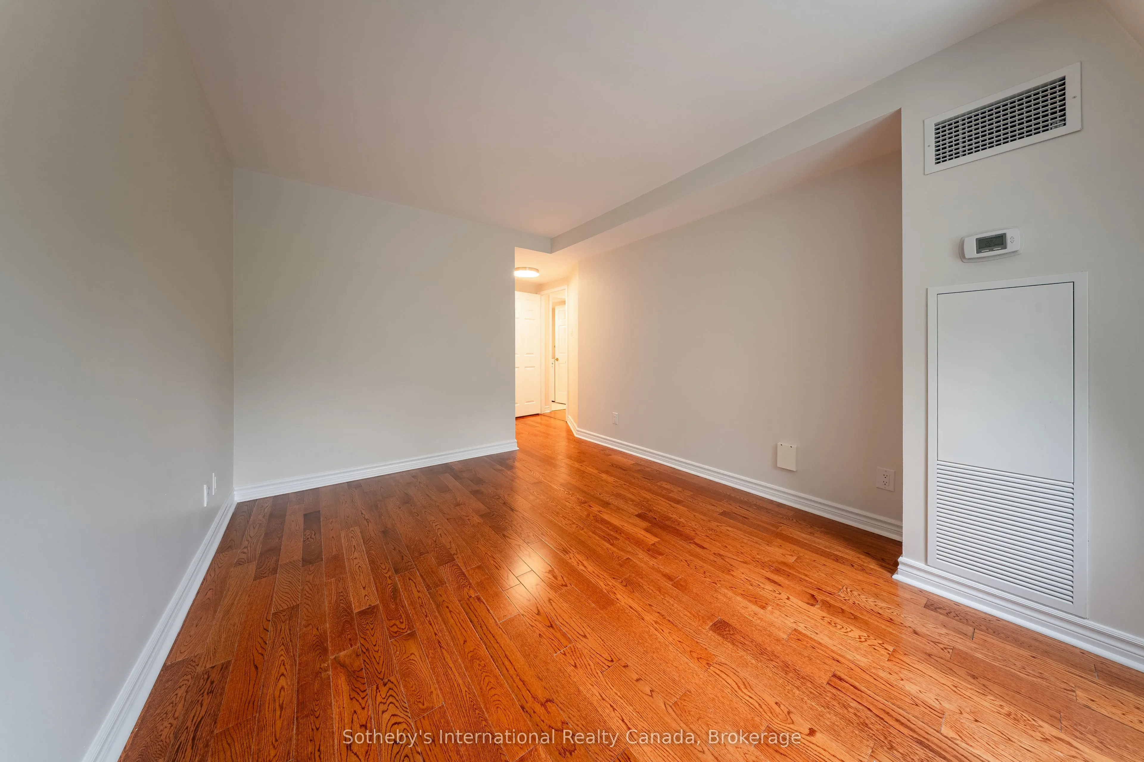 356 McRae Drive, #508