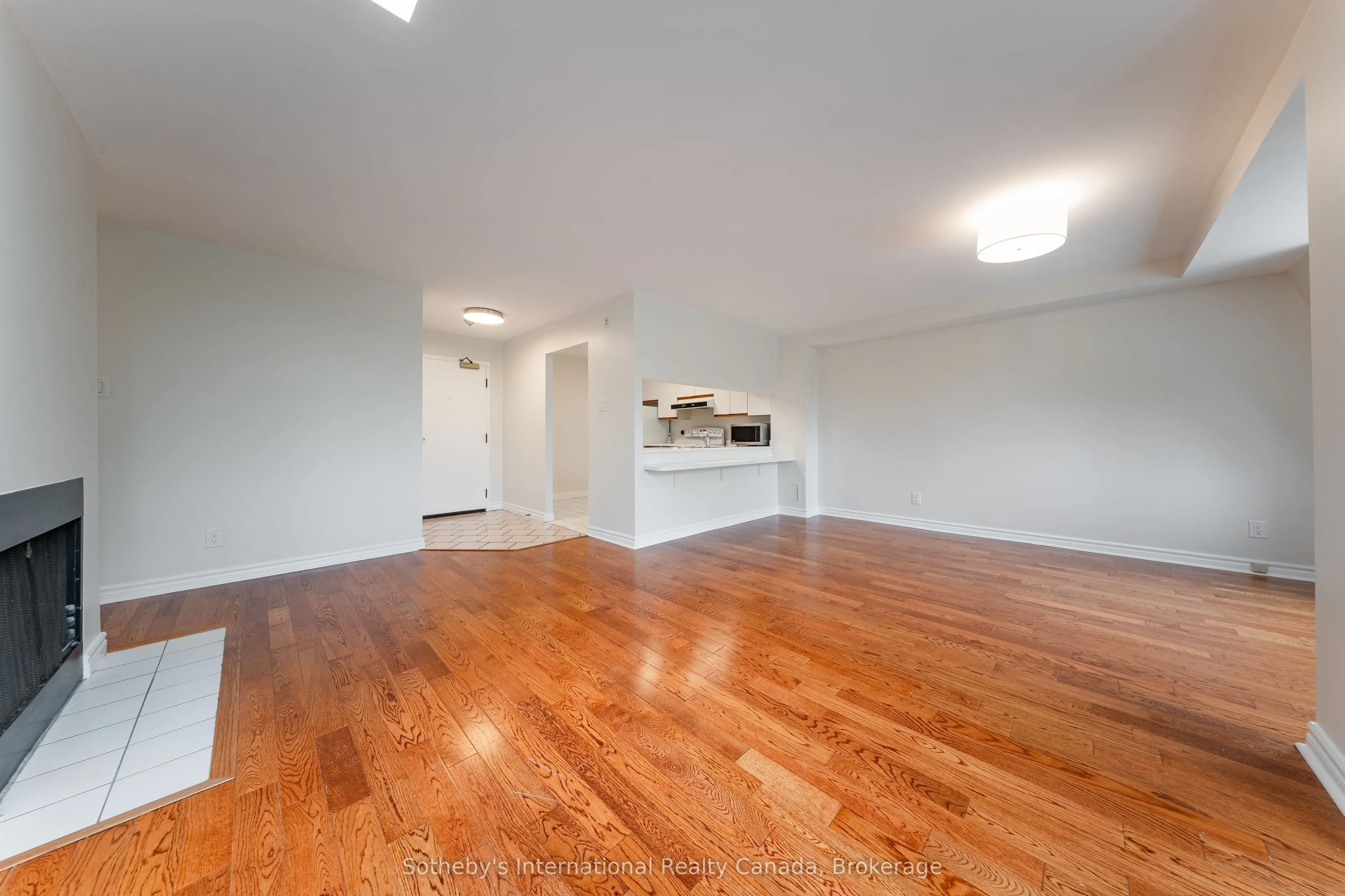 356 McRae Drive, #508