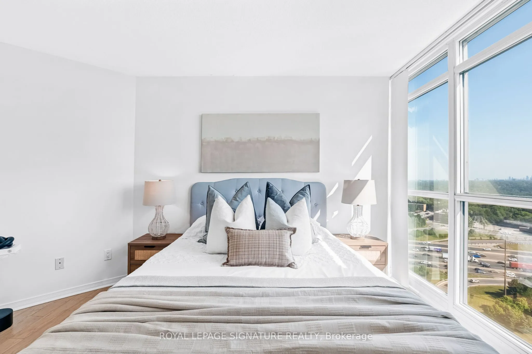 30 Harrison Garden Boulevard, #2703