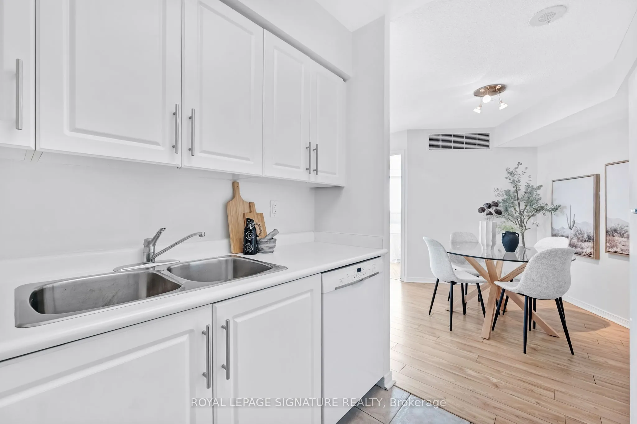 30 Harrison Garden Boulevard, #2703