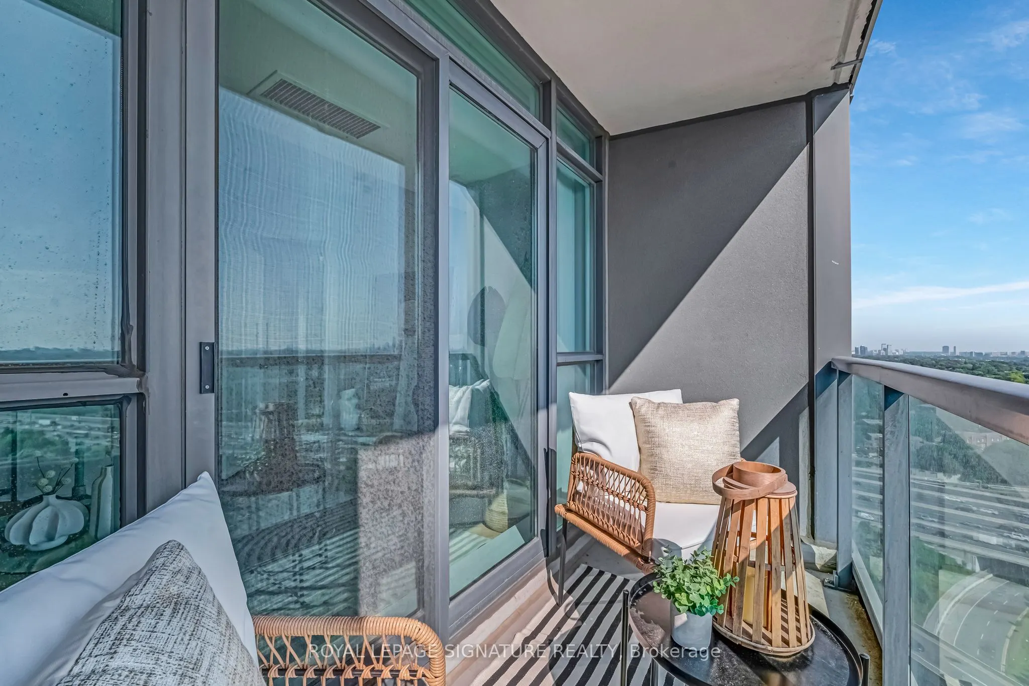 30 Harrison Garden Boulevard, #2703