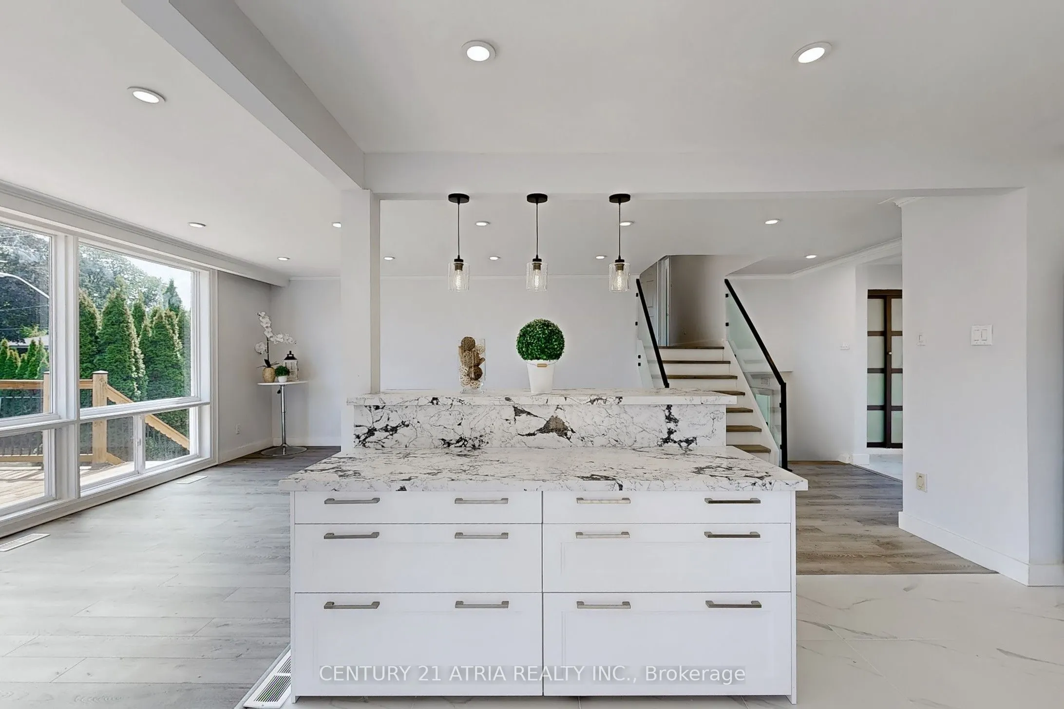 67 Chelmsford Avenue