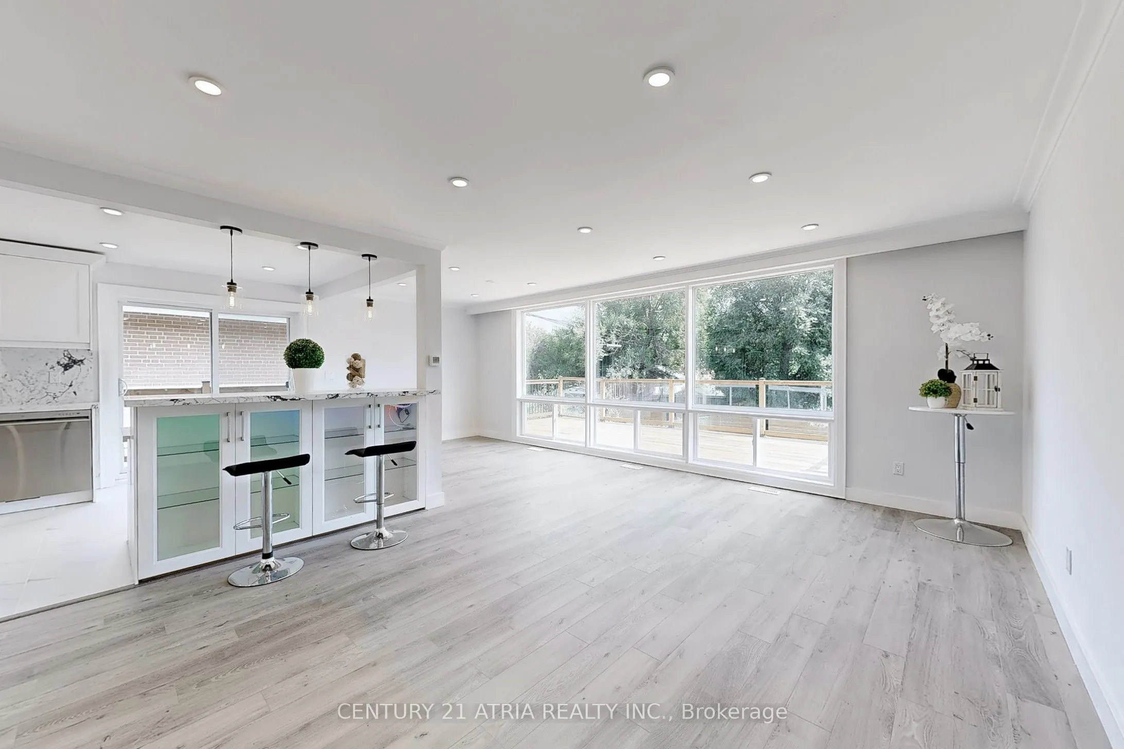 67 Chelmsford Avenue
