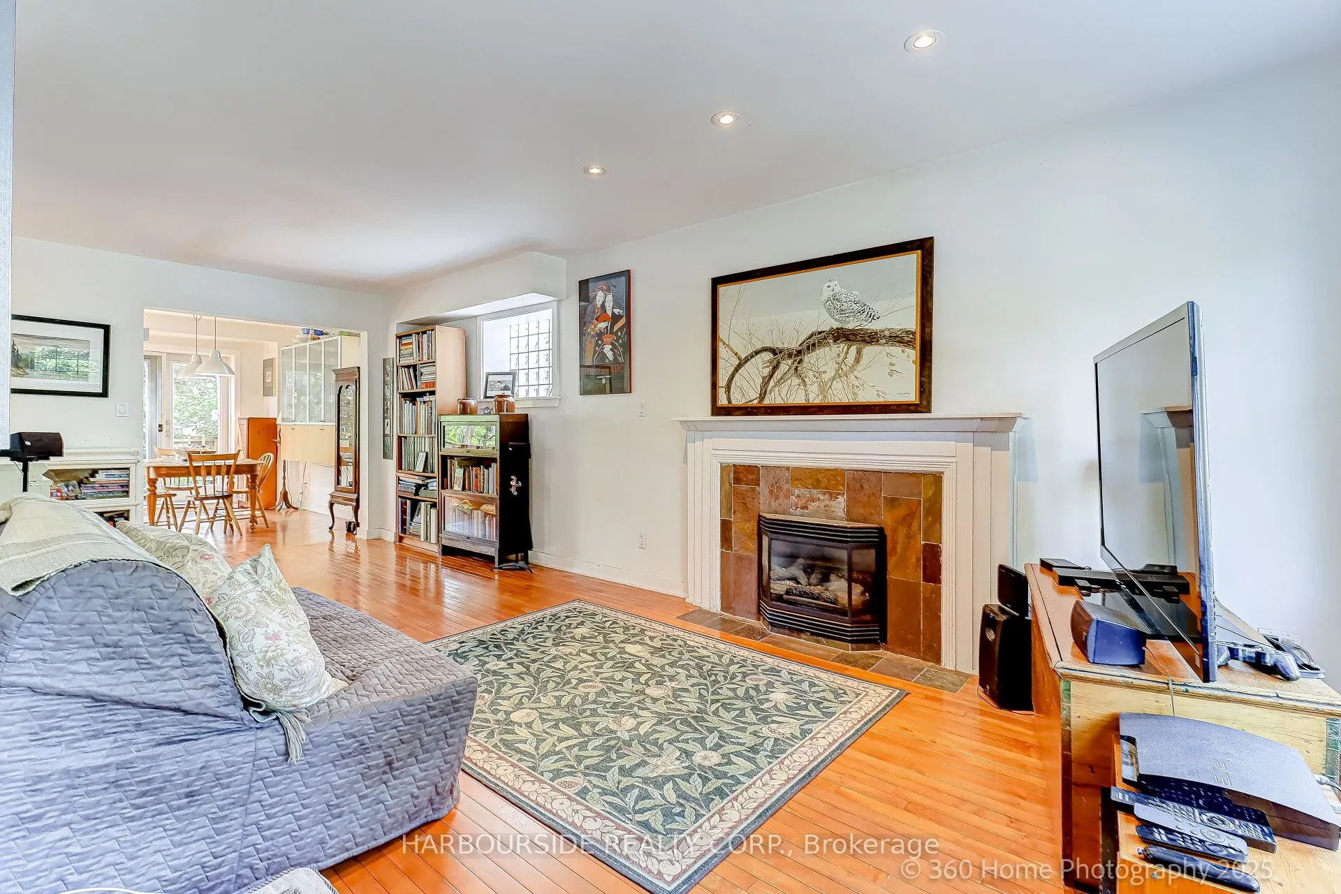 591 Broadway Avenue