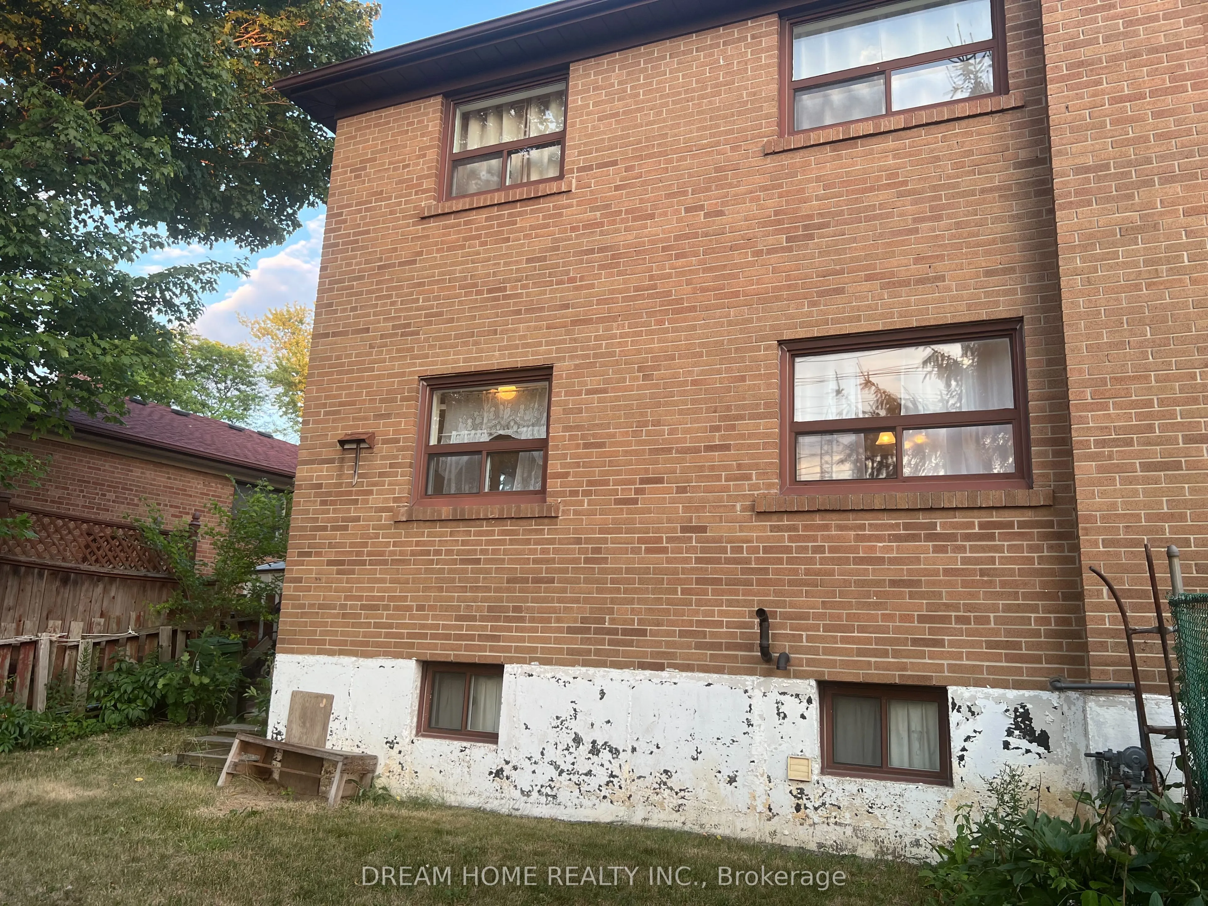 22 Beethoven Court