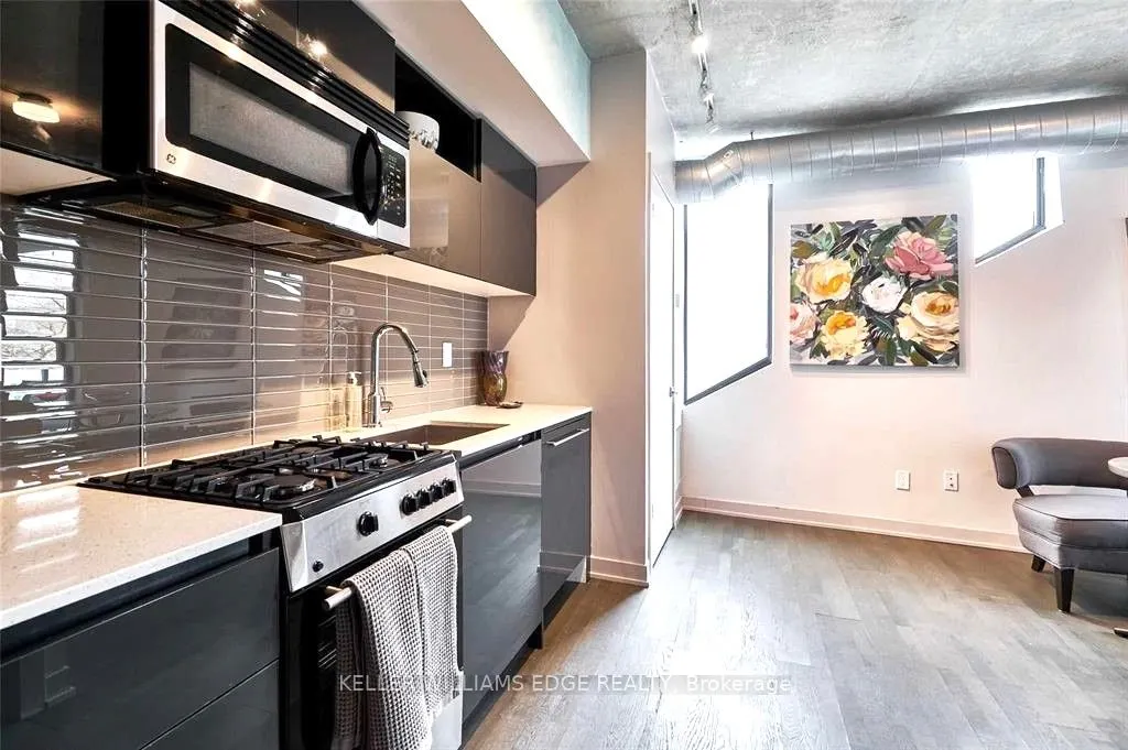 109 Wolseley Street E, #204