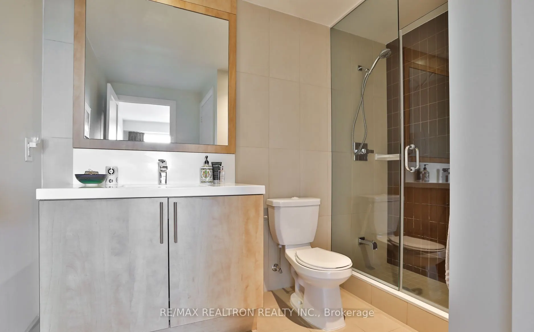 2 Anndale Drive, #3007
