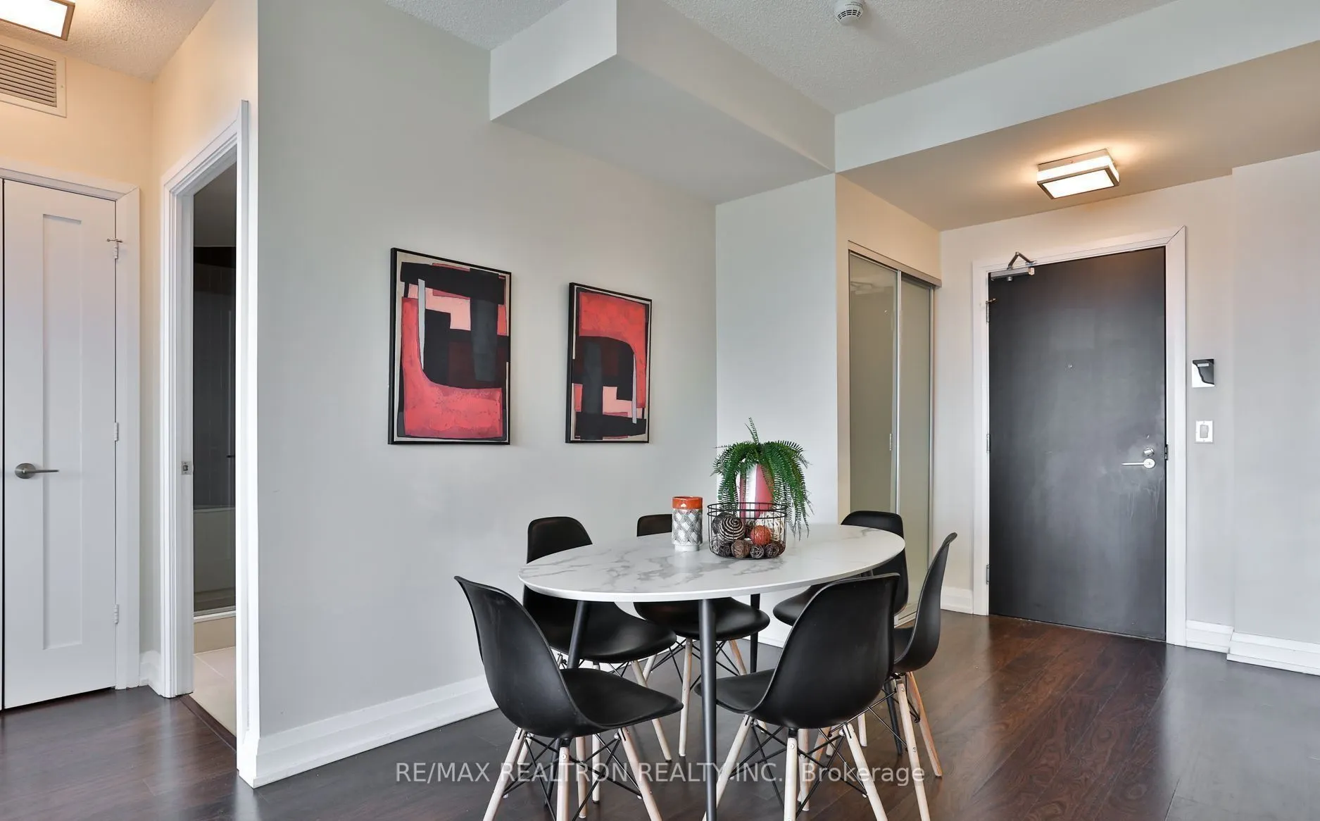 2 Anndale Drive, #3007