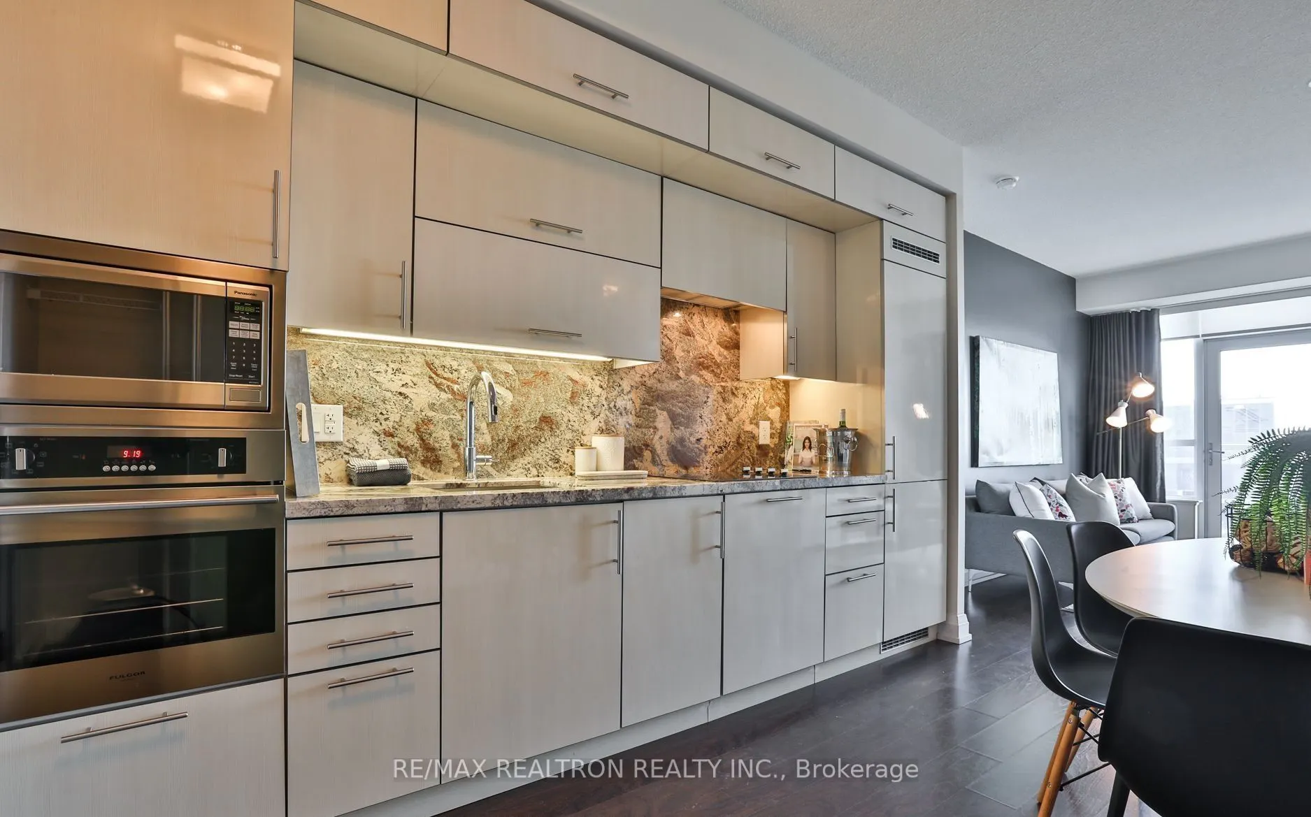 2 Anndale Drive, #3007