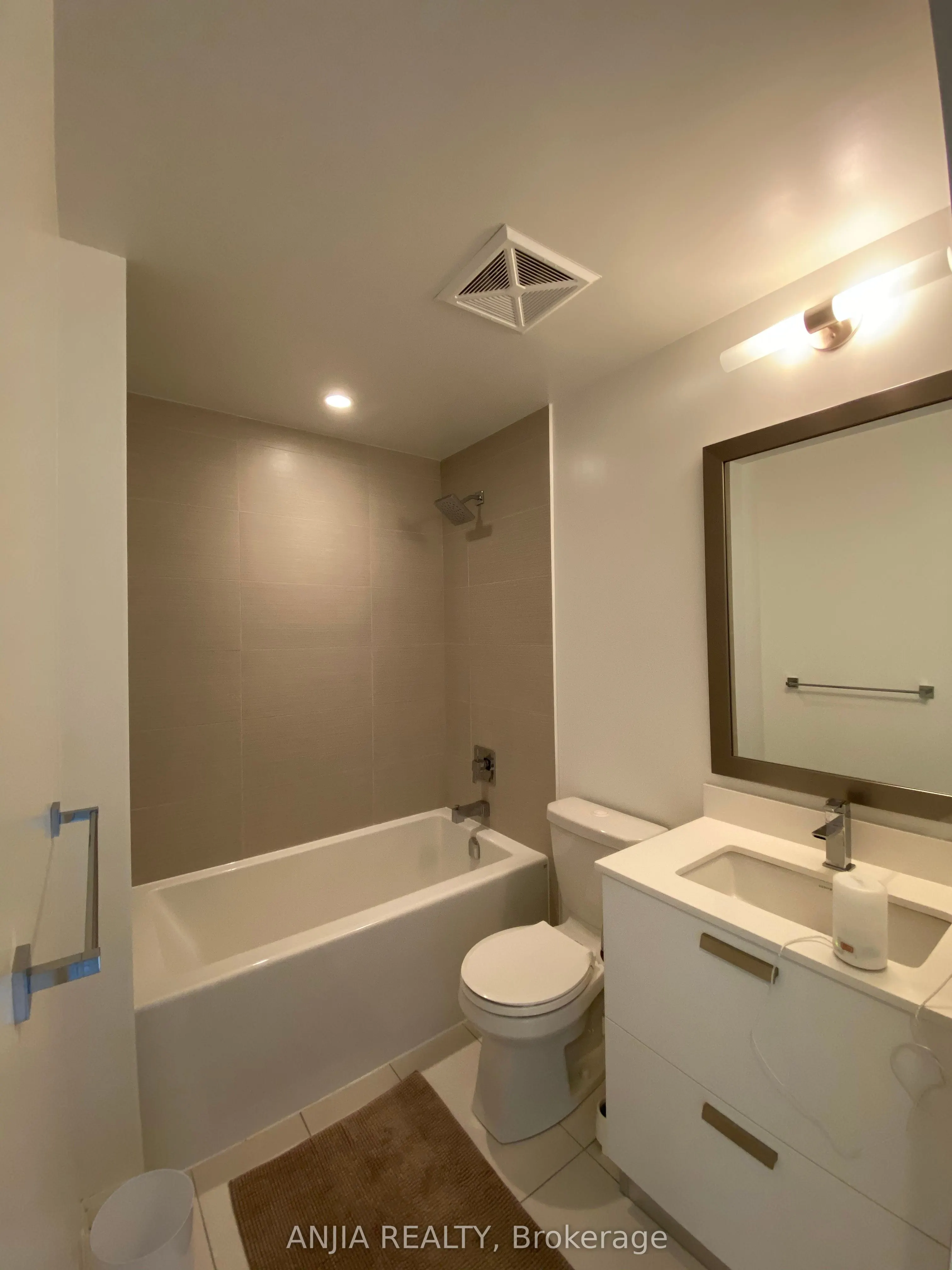 9 Bogert Avenue, #2104