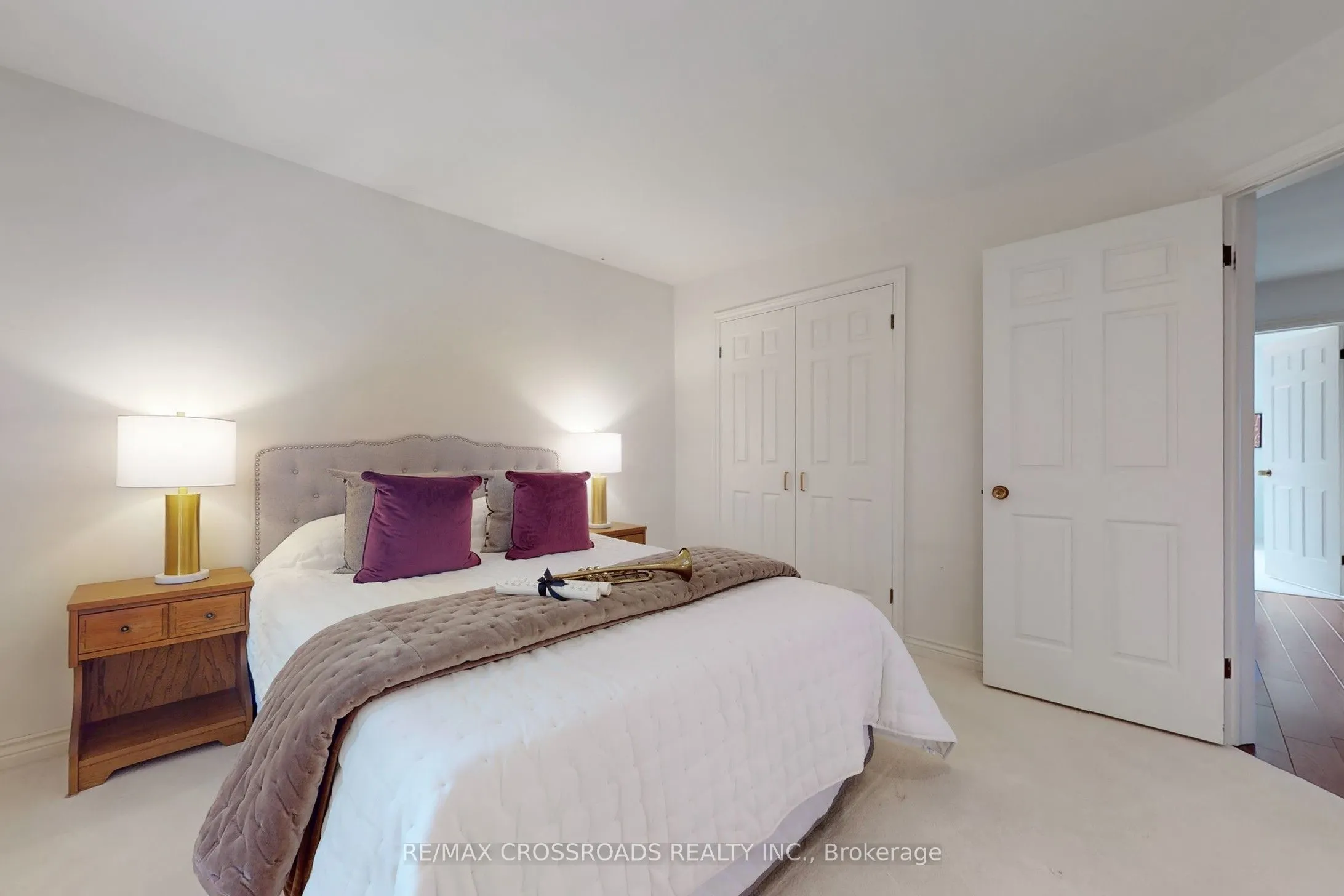8 Orchid Court