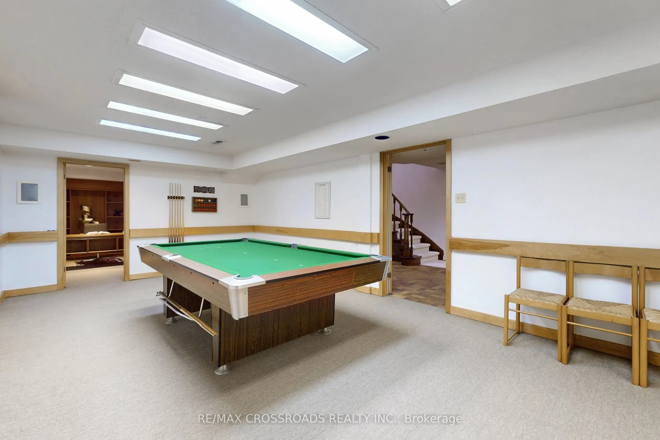 8 Orchid Court