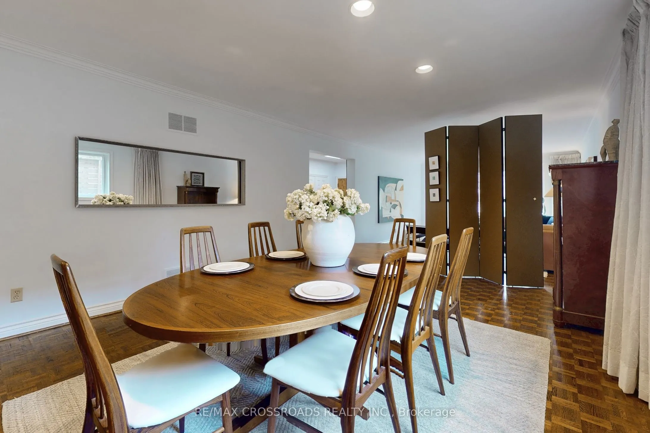 8 Orchid Court